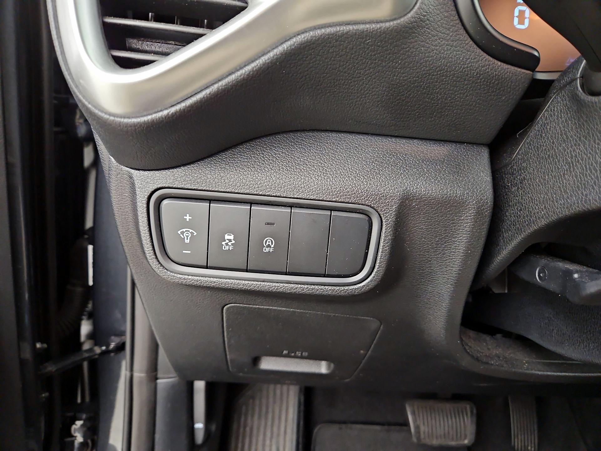 Thumbnail: 2023 Kia Soul - 13