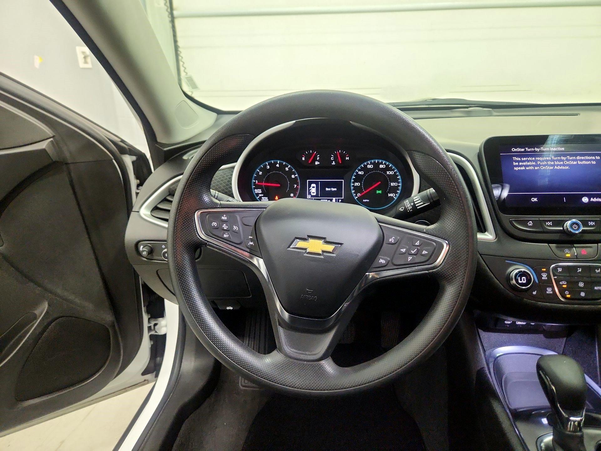 Thumbnail: 2023 Chevrolet Malibu - 10