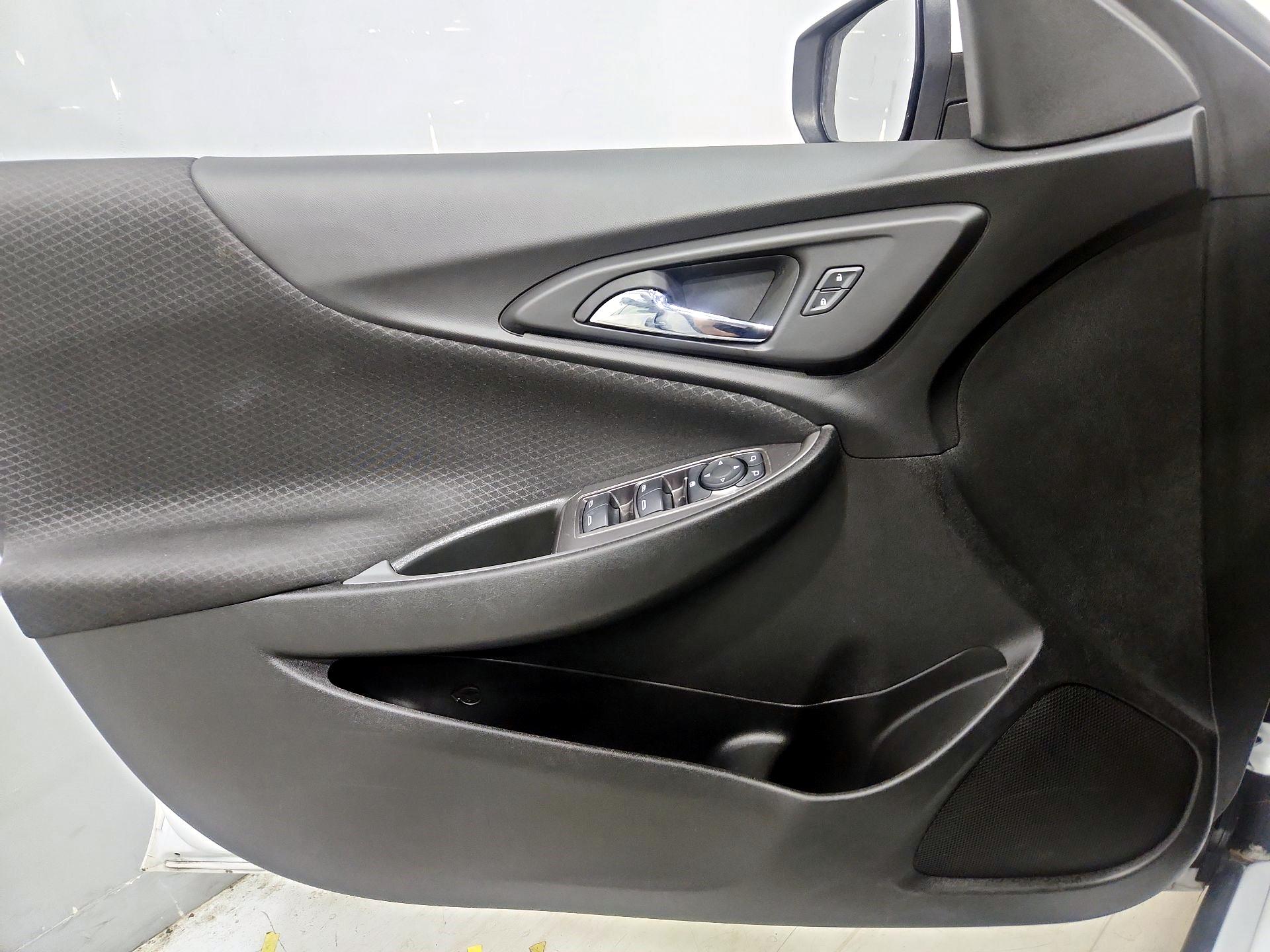 Thumbnail: 2023 Chevrolet Malibu - 12
