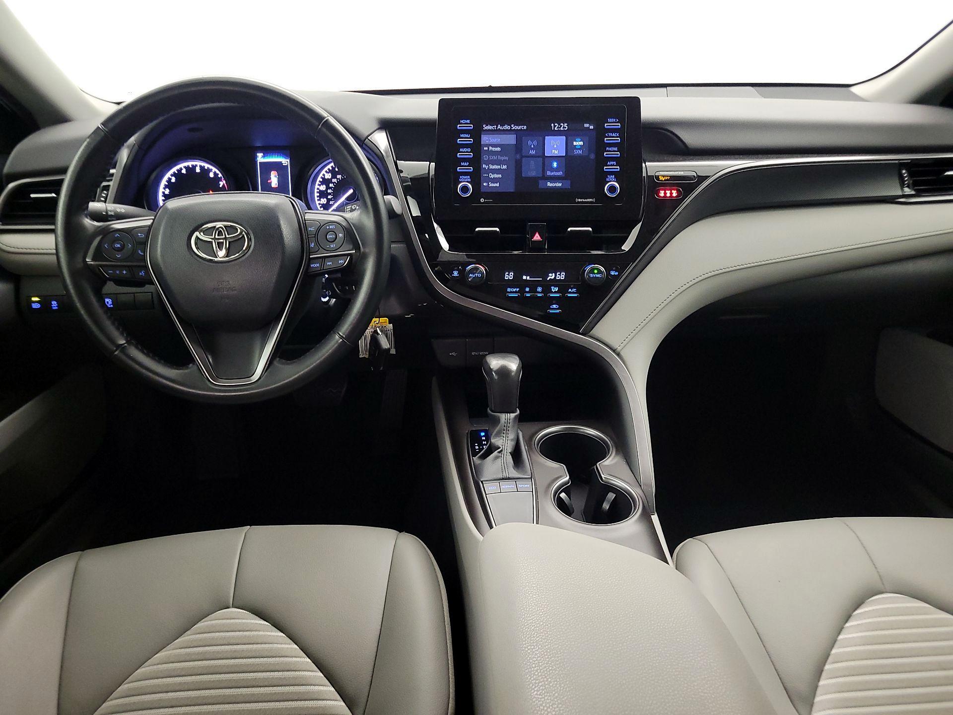 Thumbnail: 2023 Toyota Camry - 9