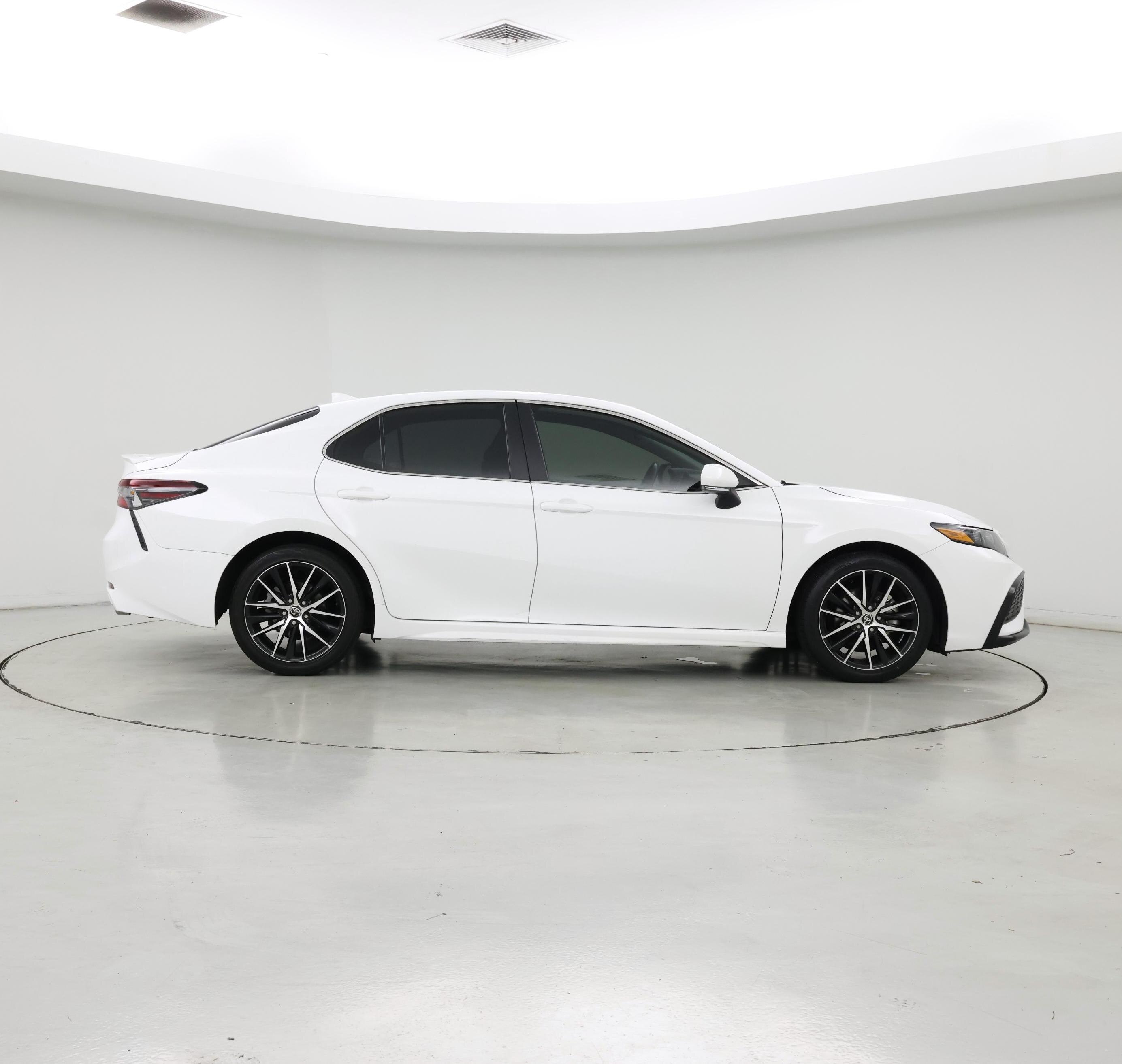 Thumbnail: 2023 Toyota Camry - 7