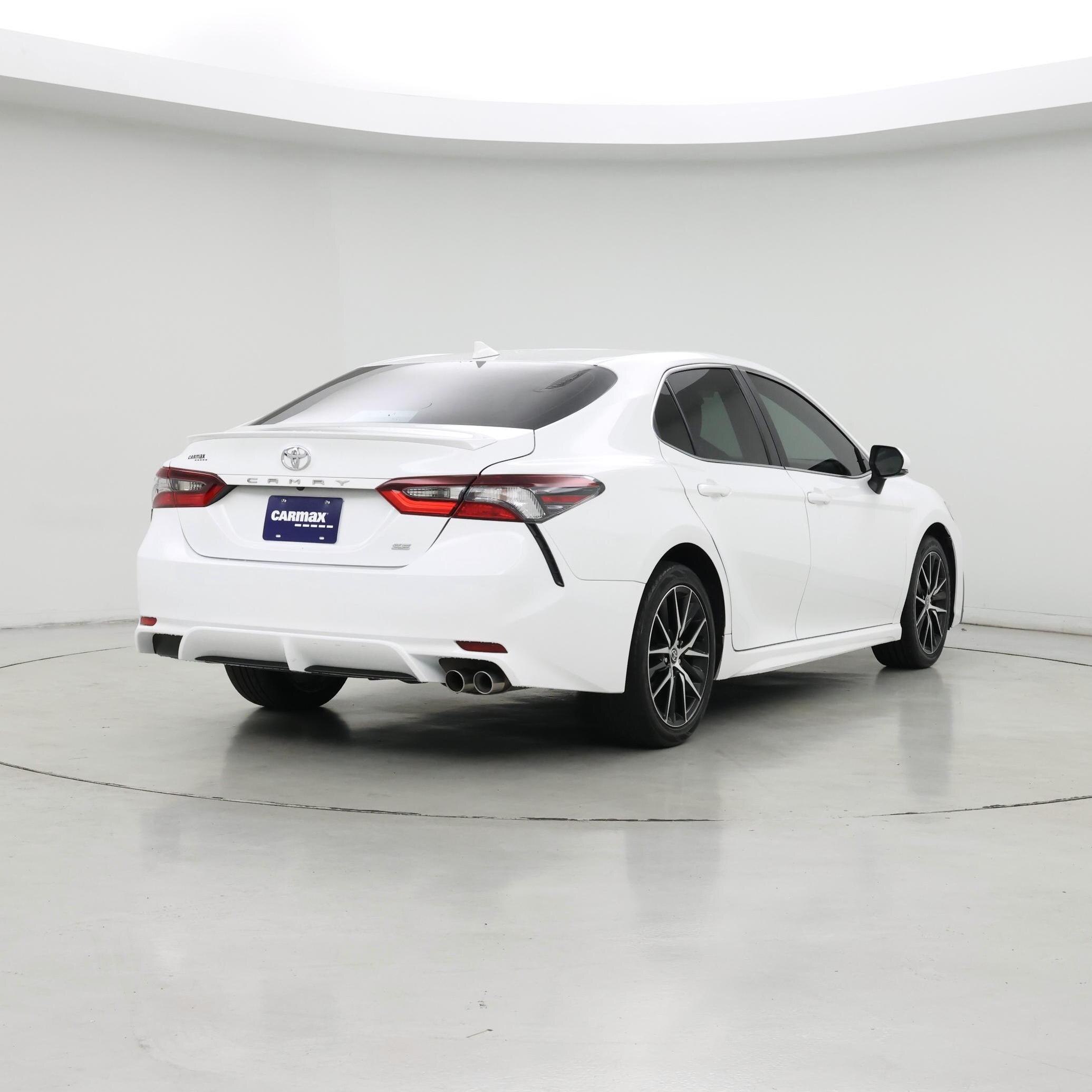 Thumbnail: 2023 Toyota Camry - 8