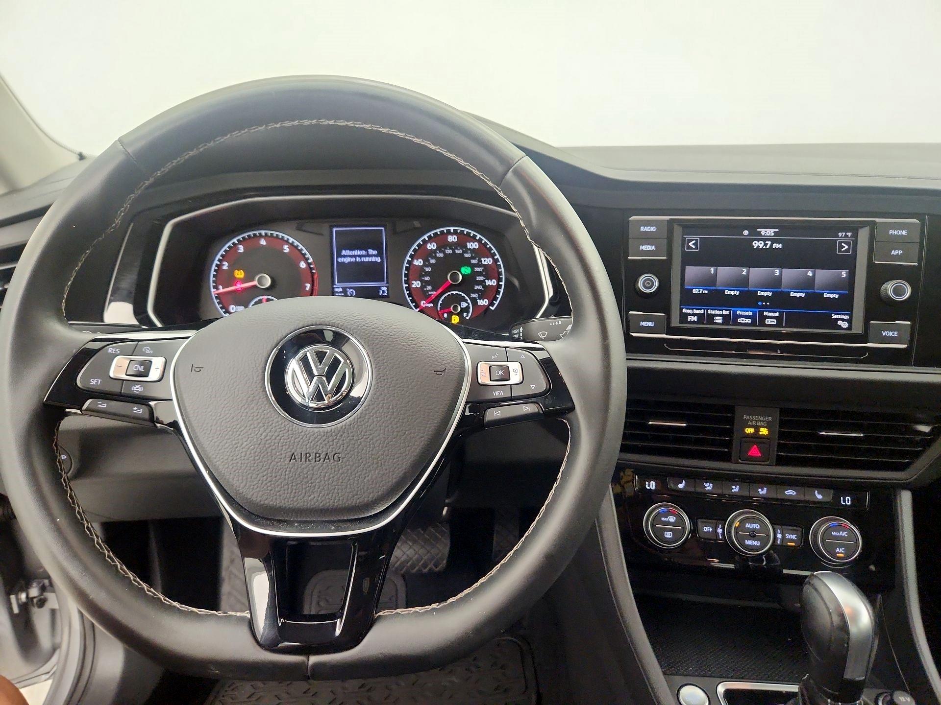 Thumbnail: 2021 Volkswagen Jetta - 9