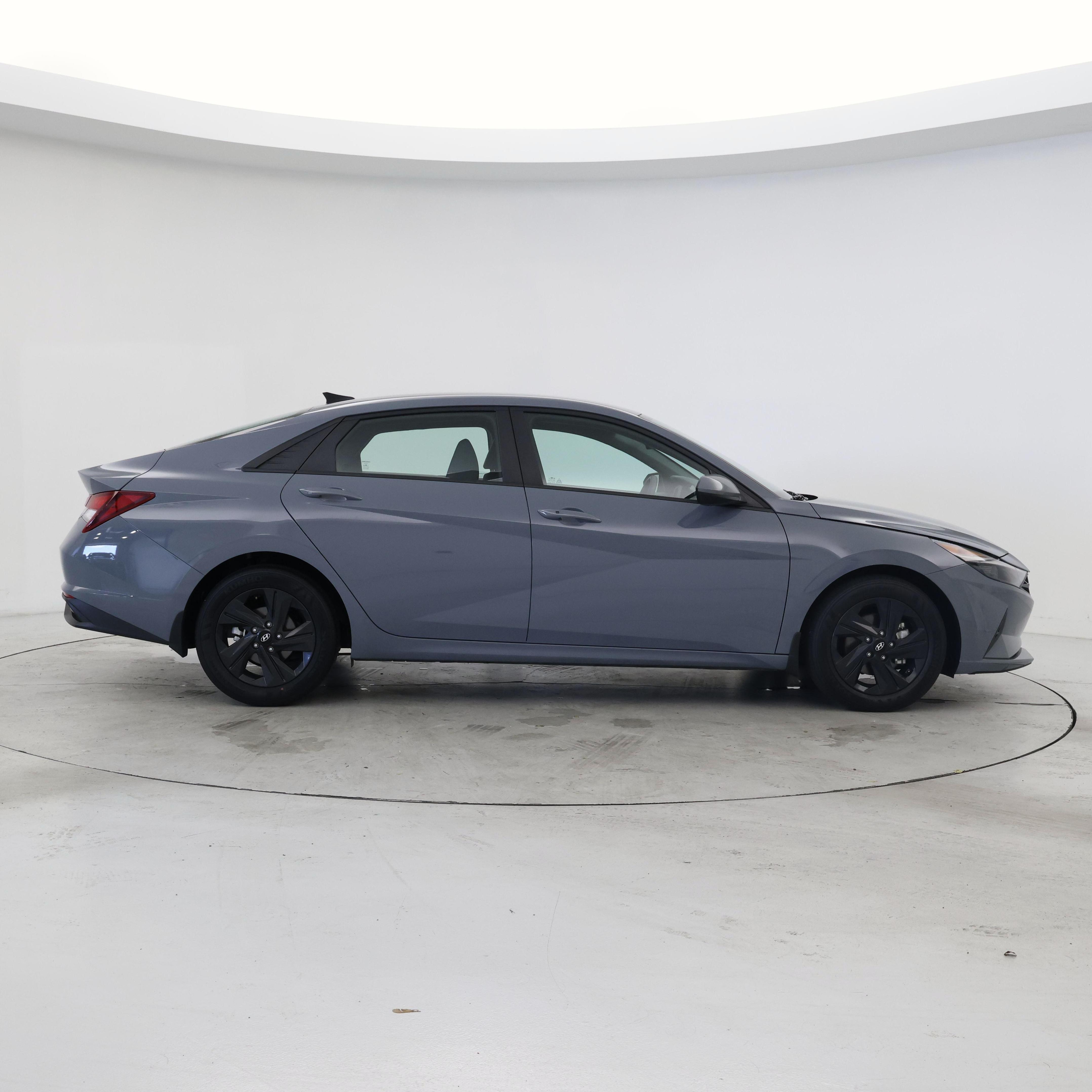 Thumbnail: 2023 Hyundai Elantra - 7