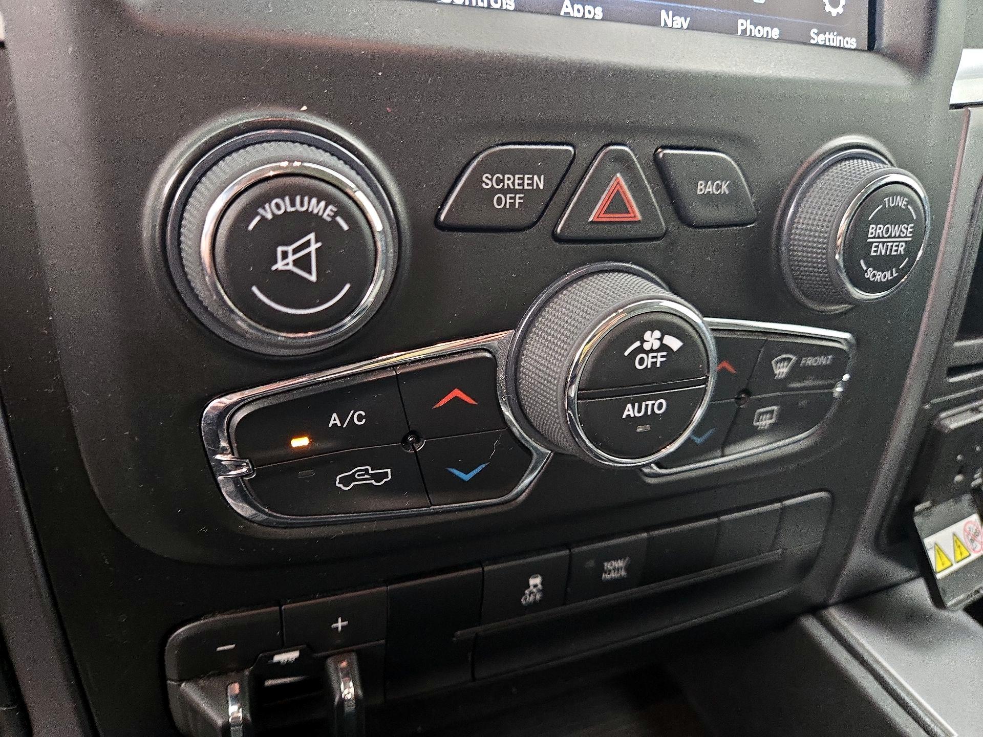 Thumbnail: 2023 RAM 1500 Classic - 17