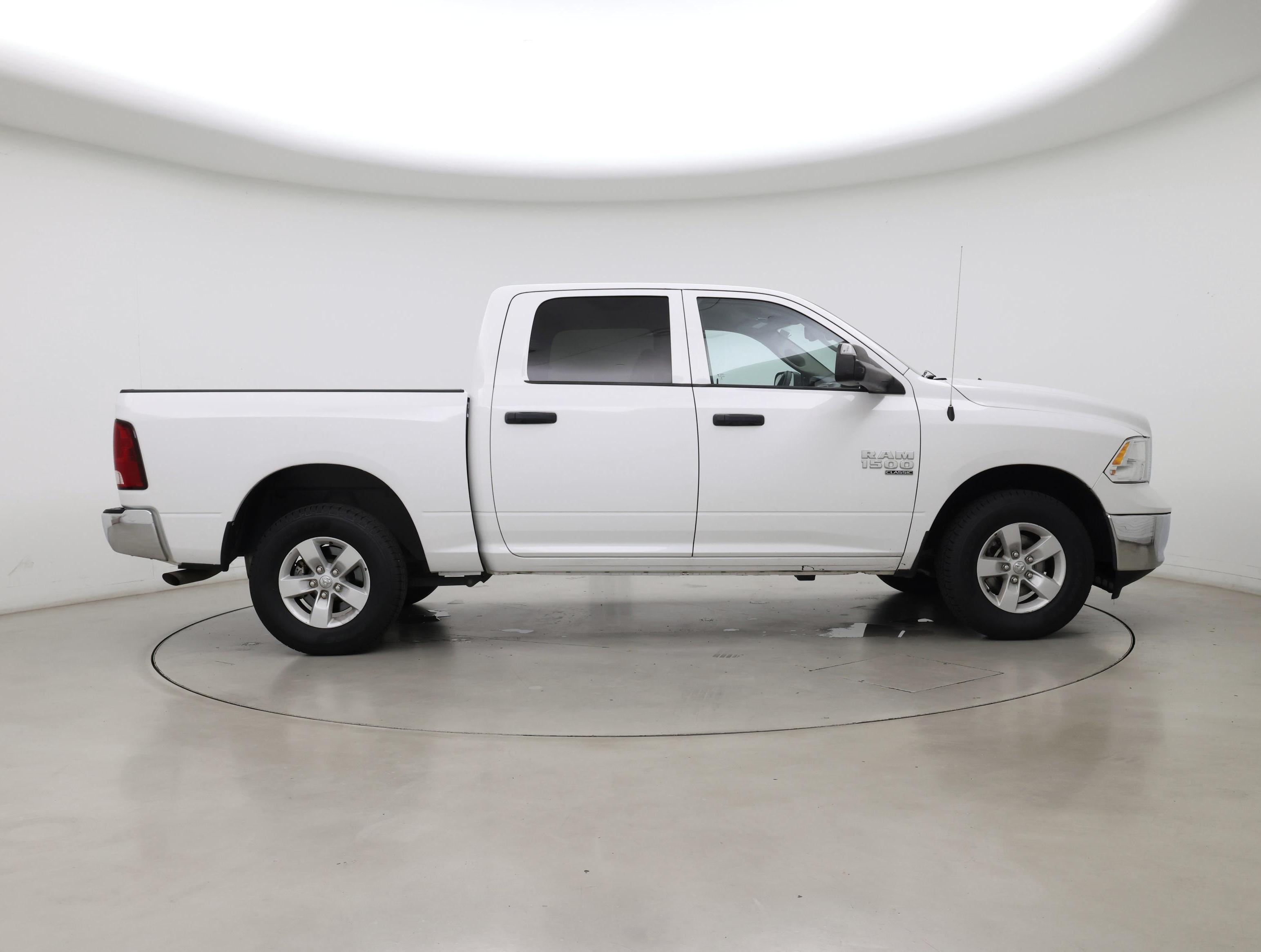 Thumbnail: 2023 RAM 1500 Classic - 7