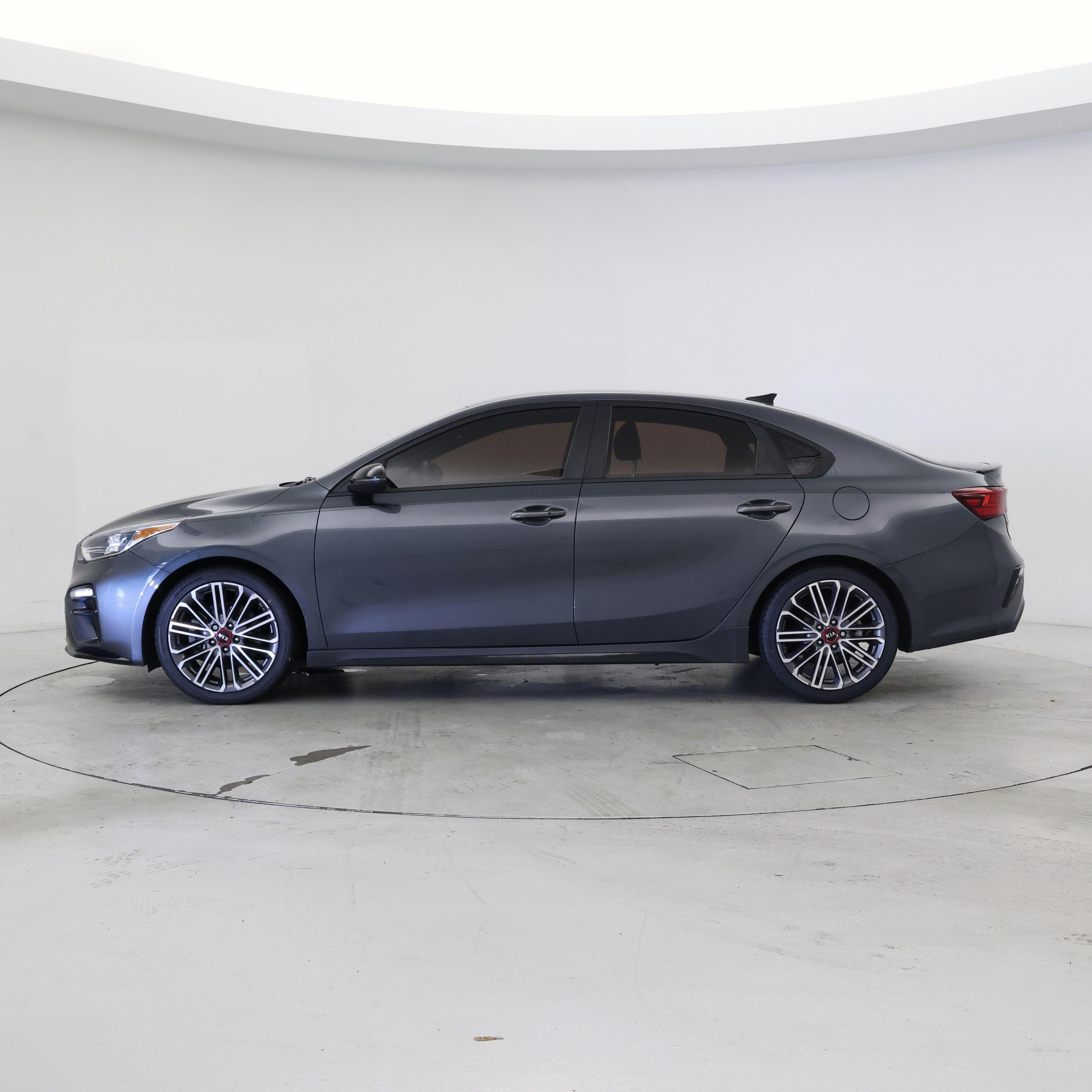 Thumbnail: 2021 Kia Forte - 3