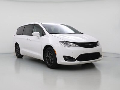 White 2020 Chrysler Pacifica Touring