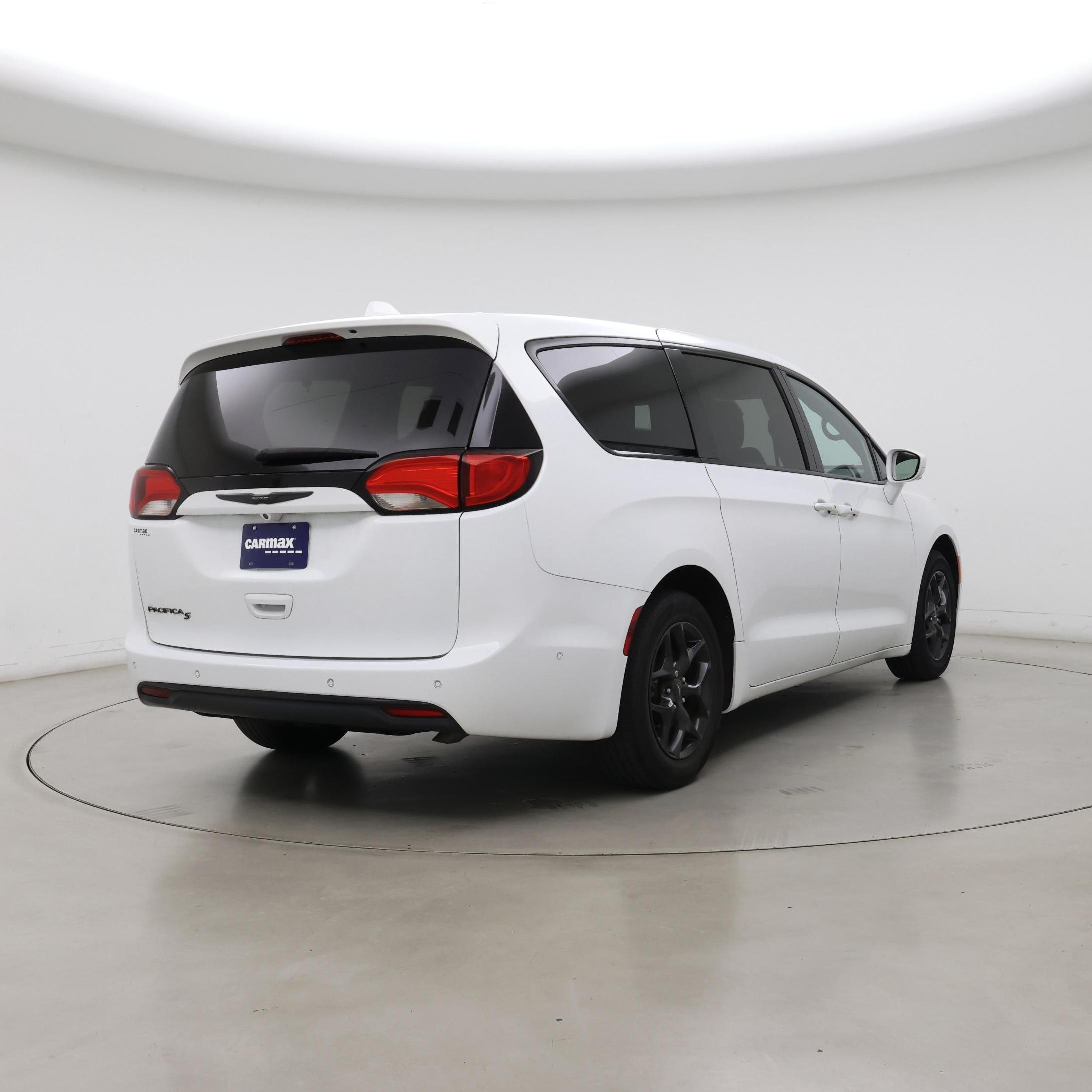Thumbnail: 2020 Chrysler Pacifica - 8