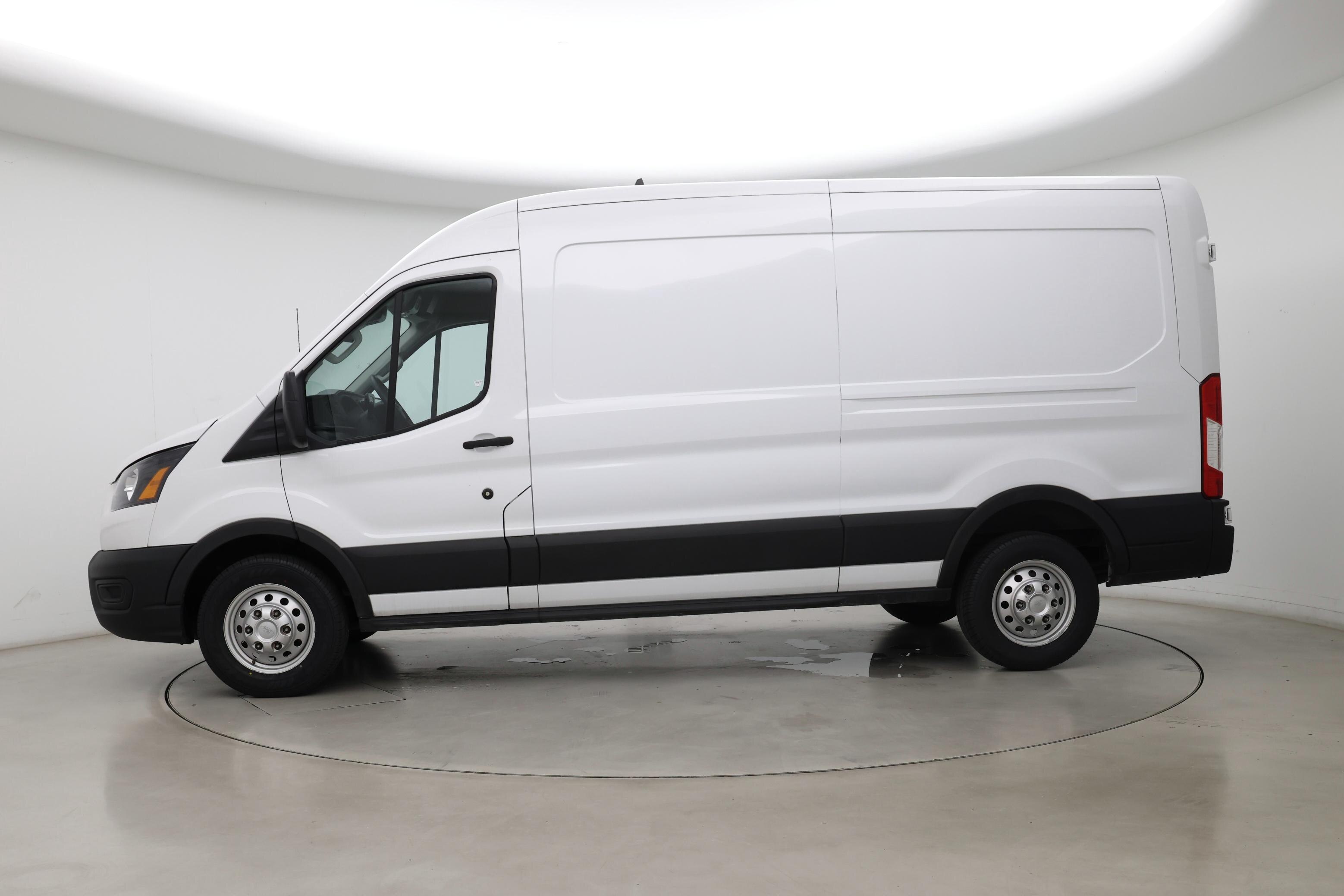 Thumbnail: 2023 Ford Transit Series - 3