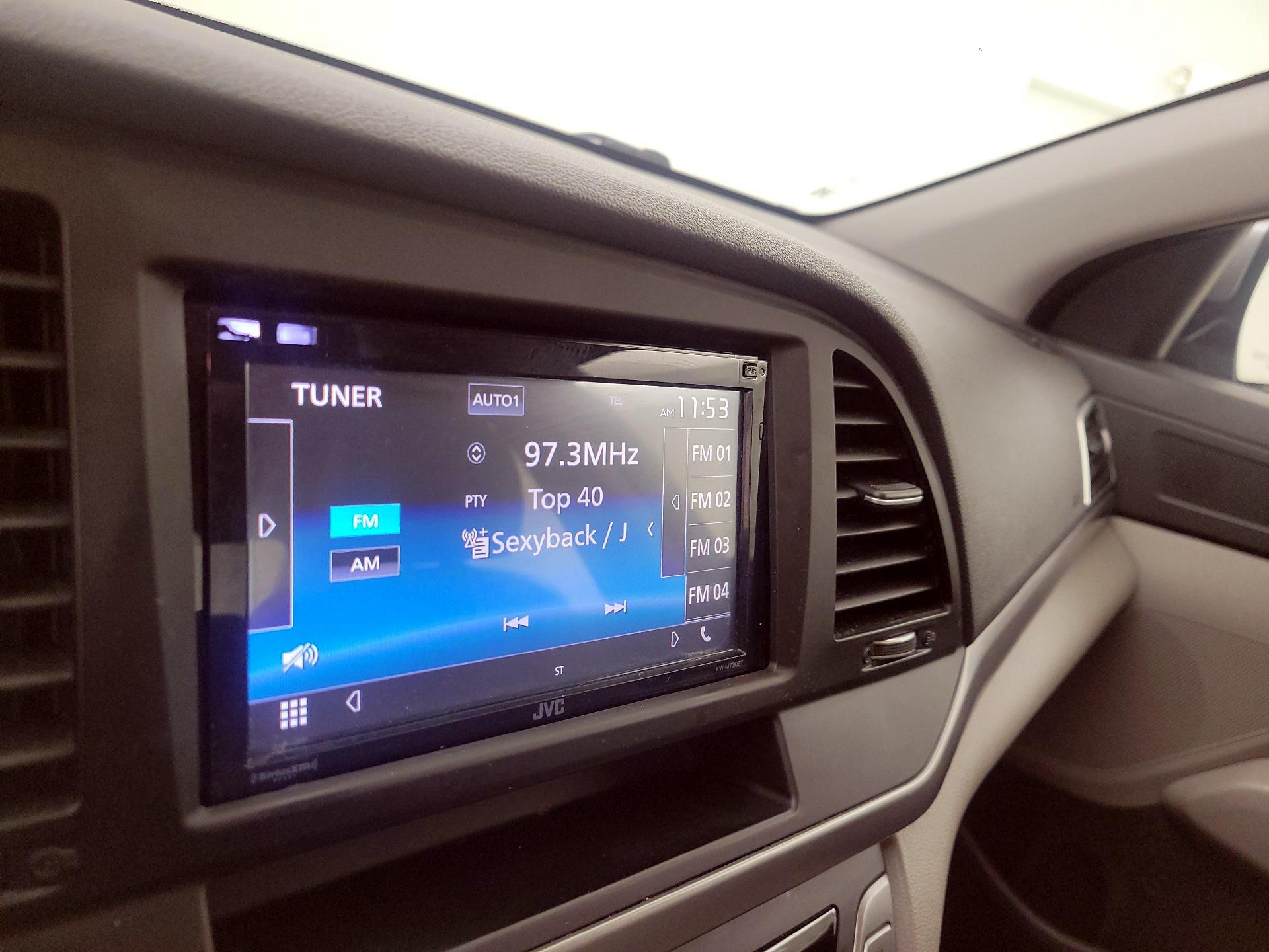 Thumbnail: 2017 Hyundai Elantra - 14