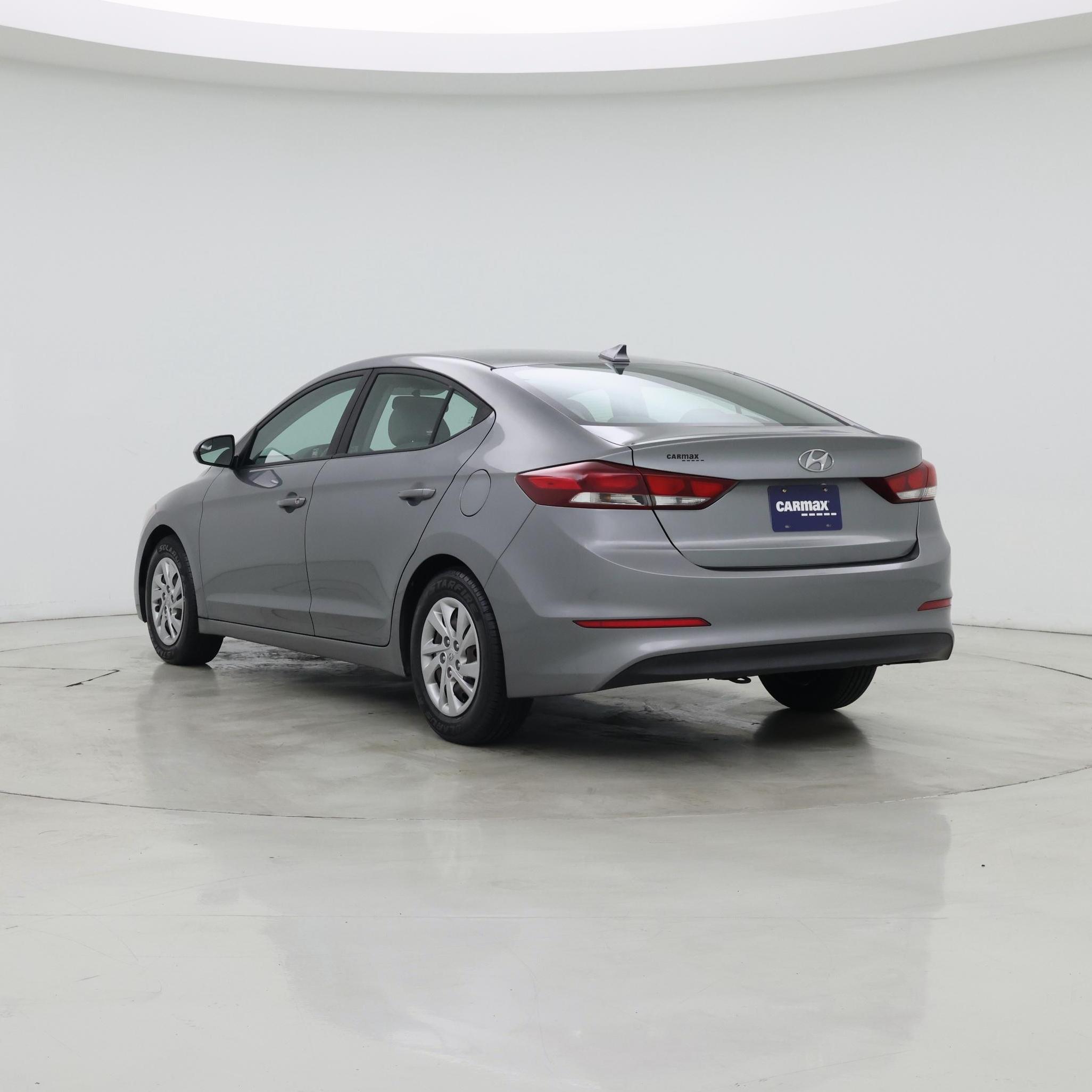 Thumbnail: 2017 Hyundai Elantra - 2