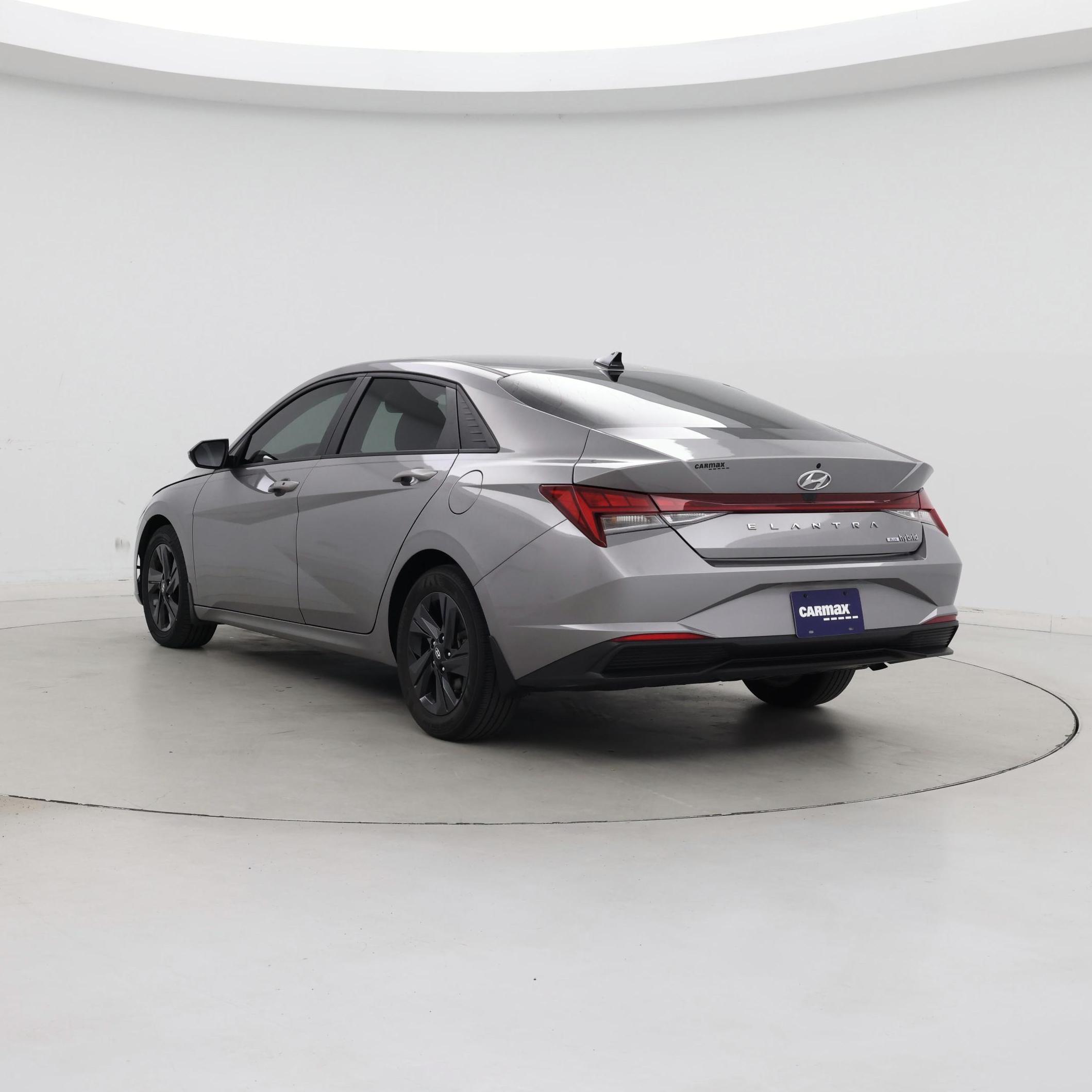 Thumbnail: 2023 Hyundai Elantra - 2