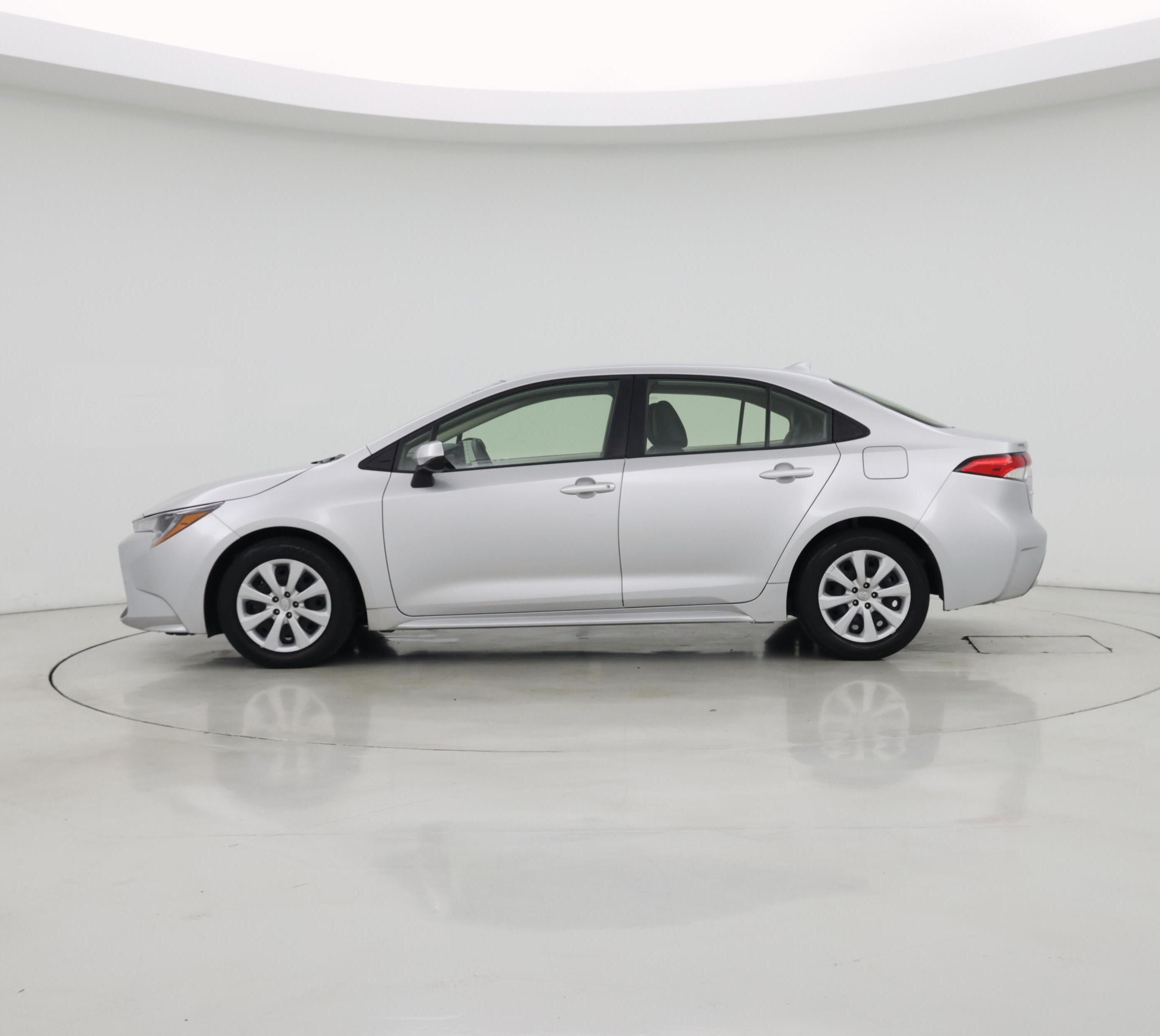 Thumbnail: 2022 Toyota Corolla - 3