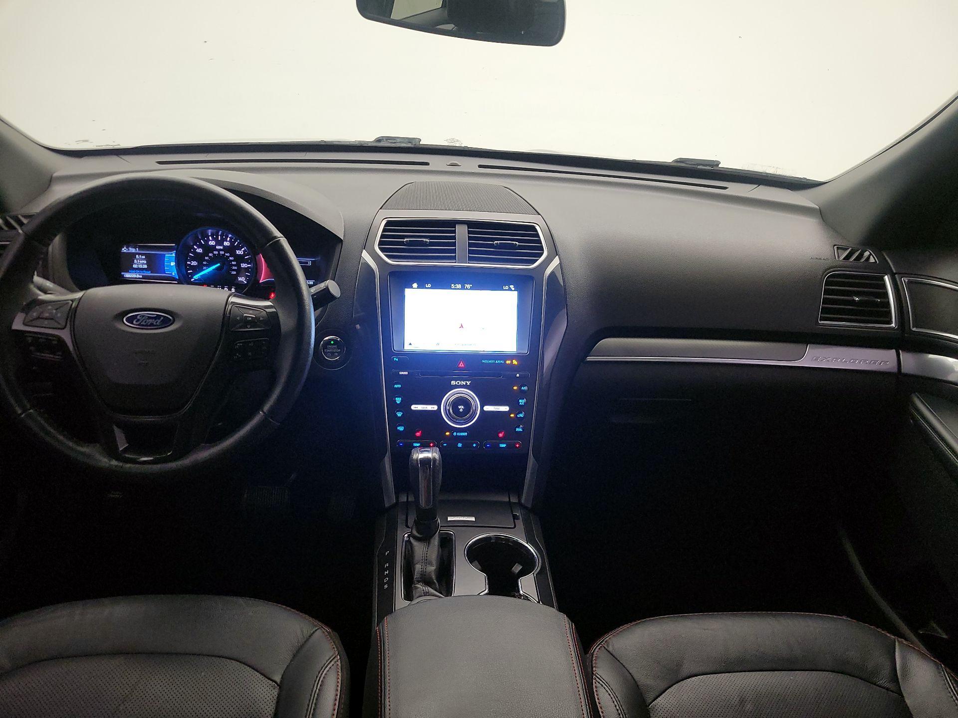 Thumbnail: 2018 Ford Explorer - 9