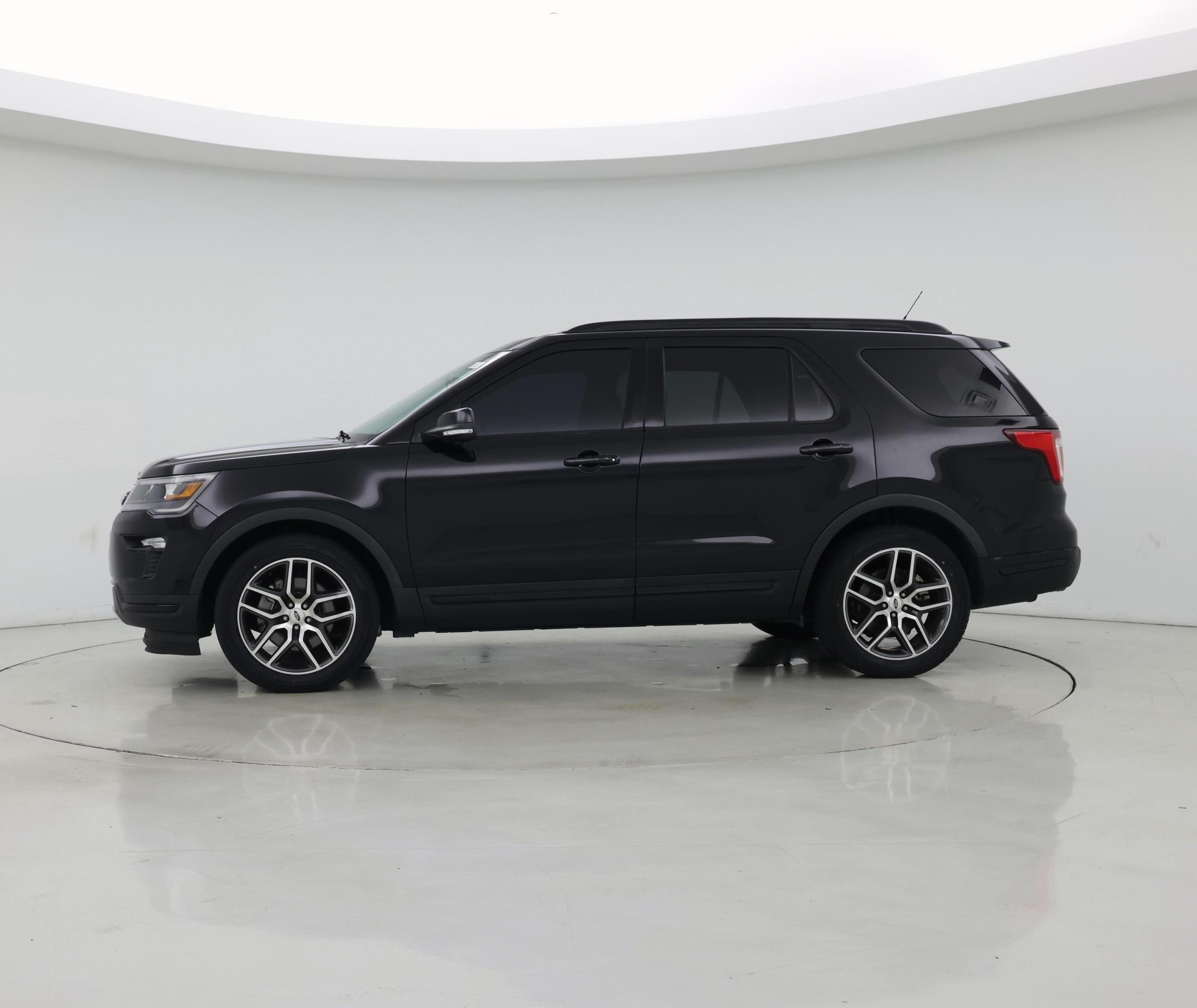 Thumbnail: 2018 Ford Explorer - 3