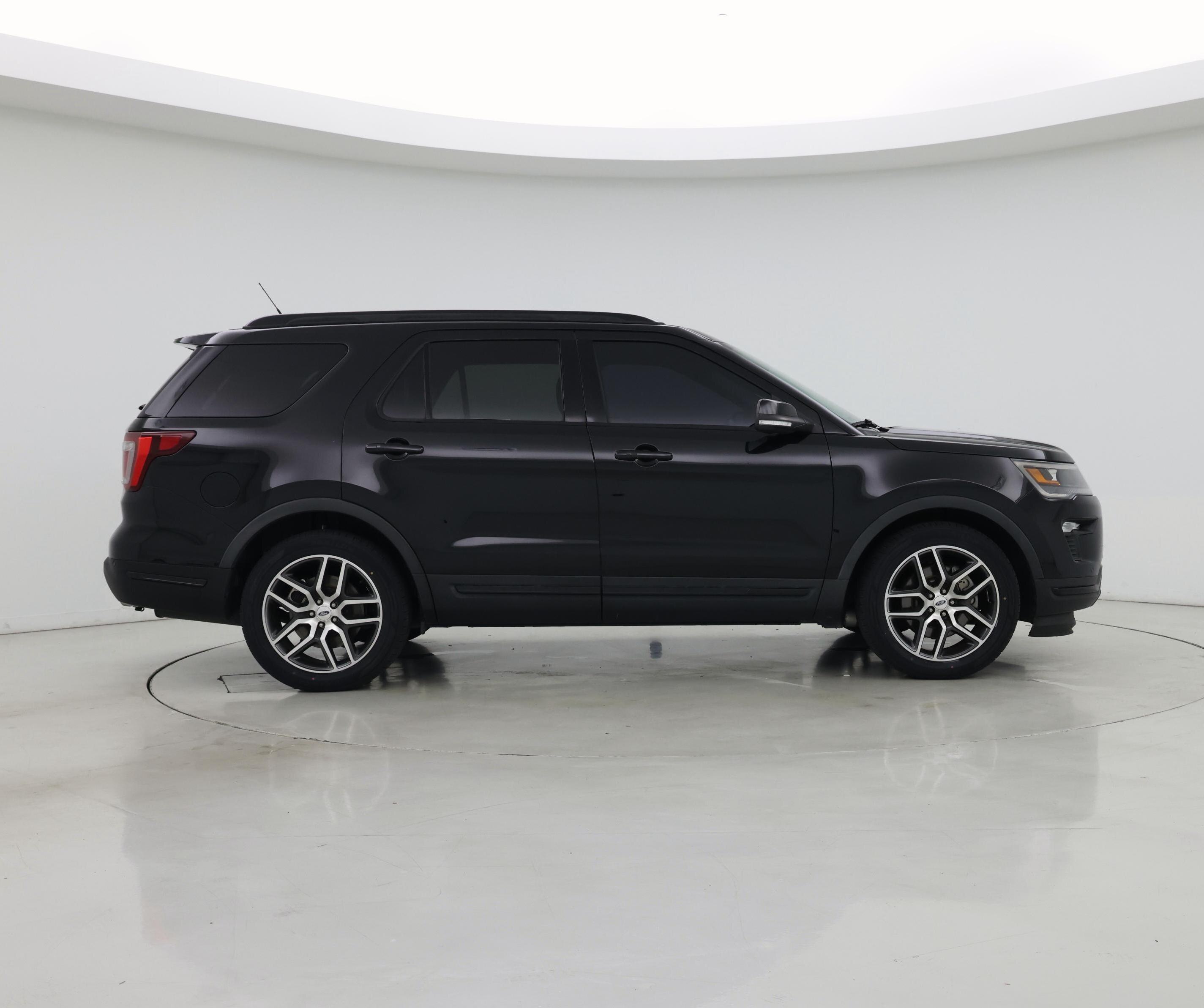 Thumbnail: 2018 Ford Explorer - 7