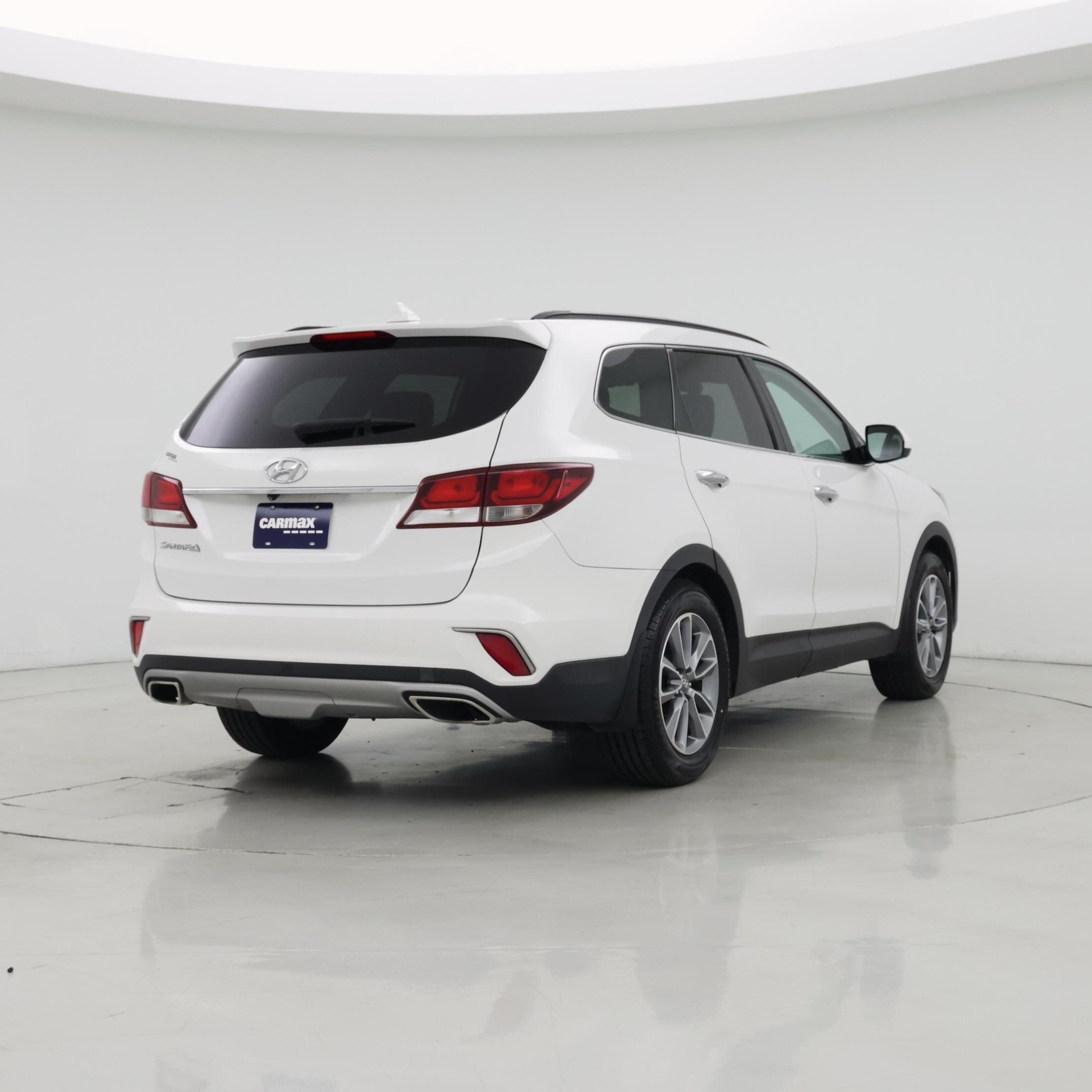 Thumbnail: 2017 Hyundai Santa Fe - 8
