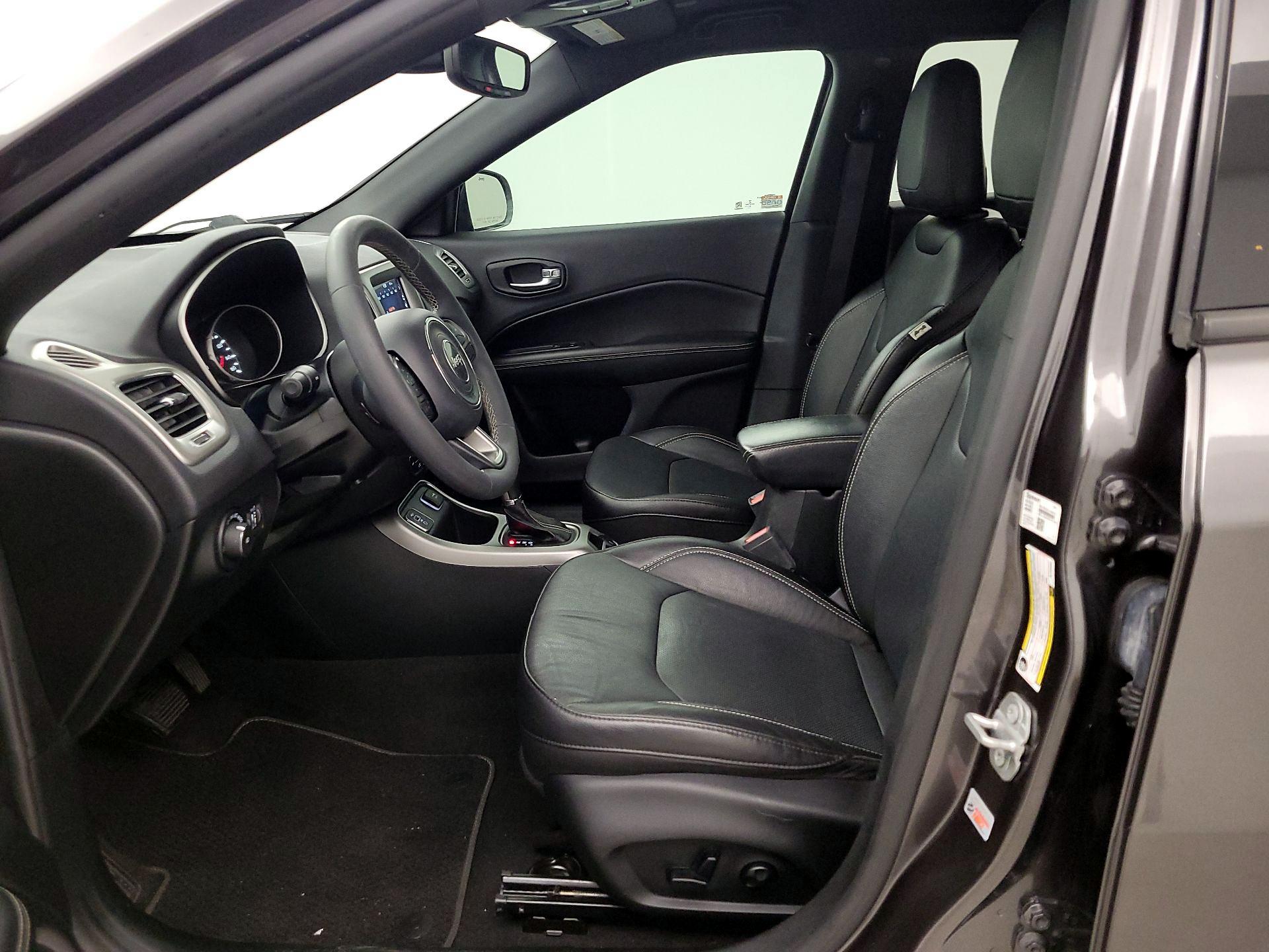 Thumbnail: 2021 Jeep Compass - 11