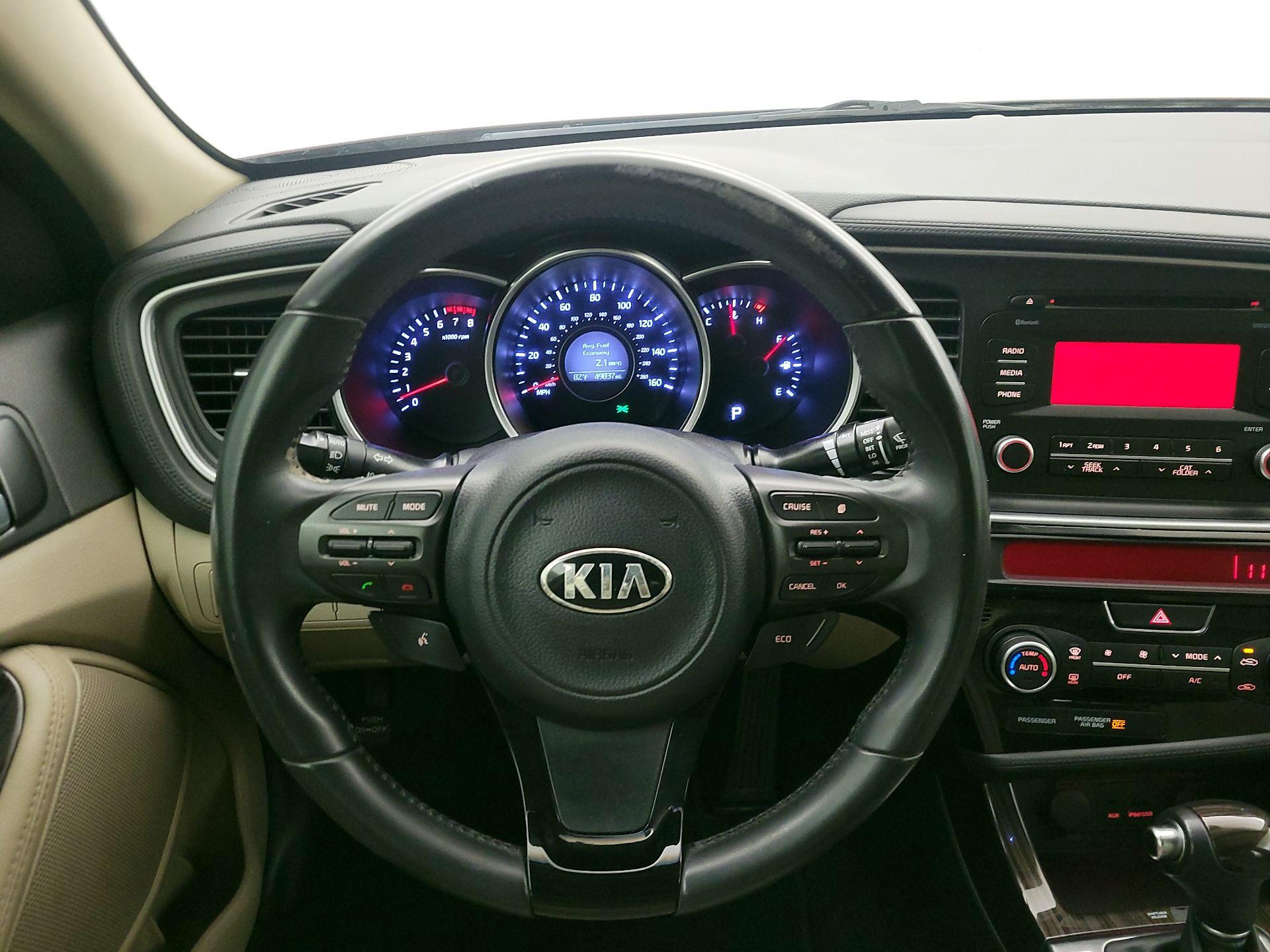 Thumbnail: 2014 Kia Optima - 10