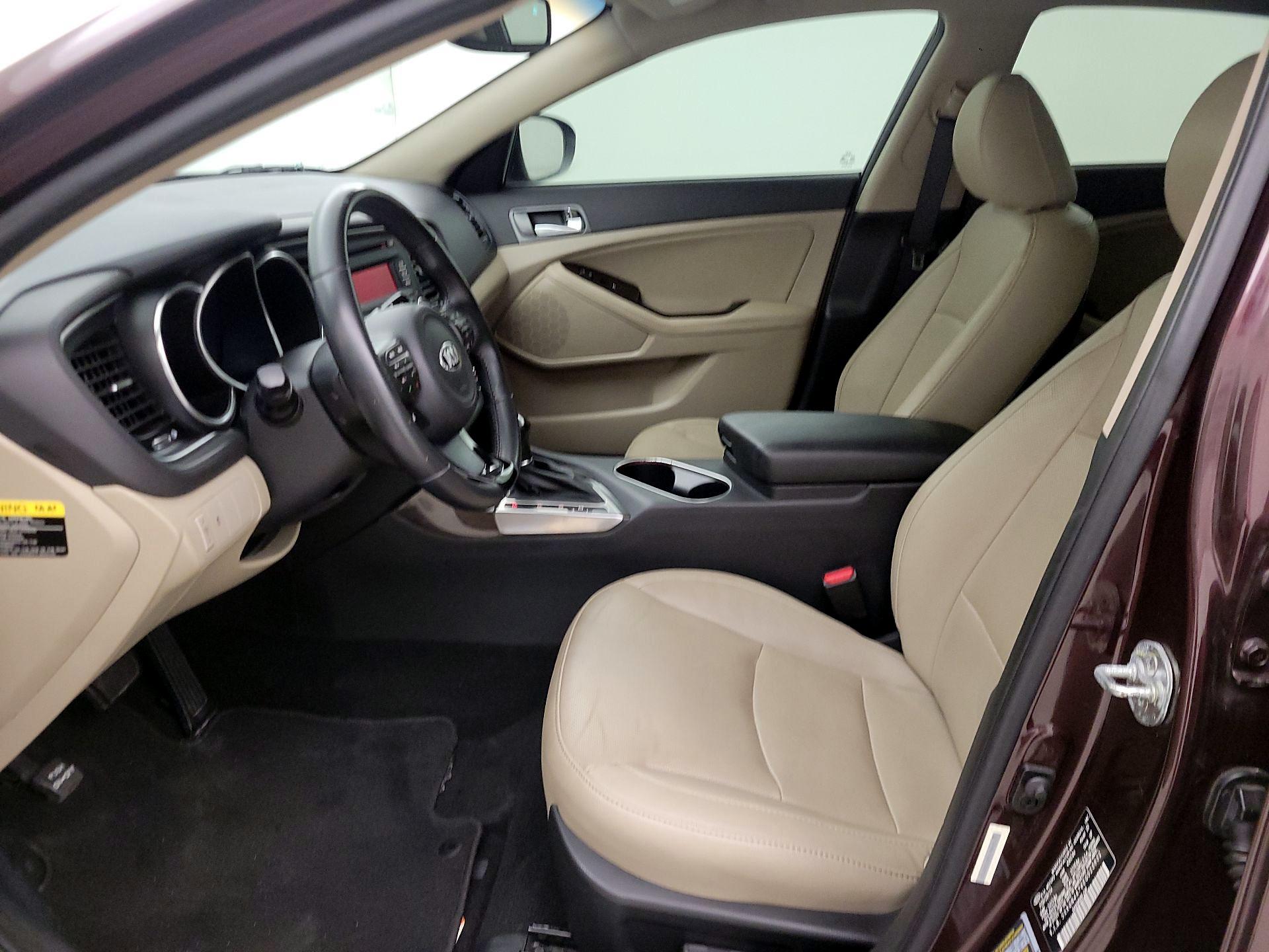 Thumbnail: 2014 Kia Optima - 11