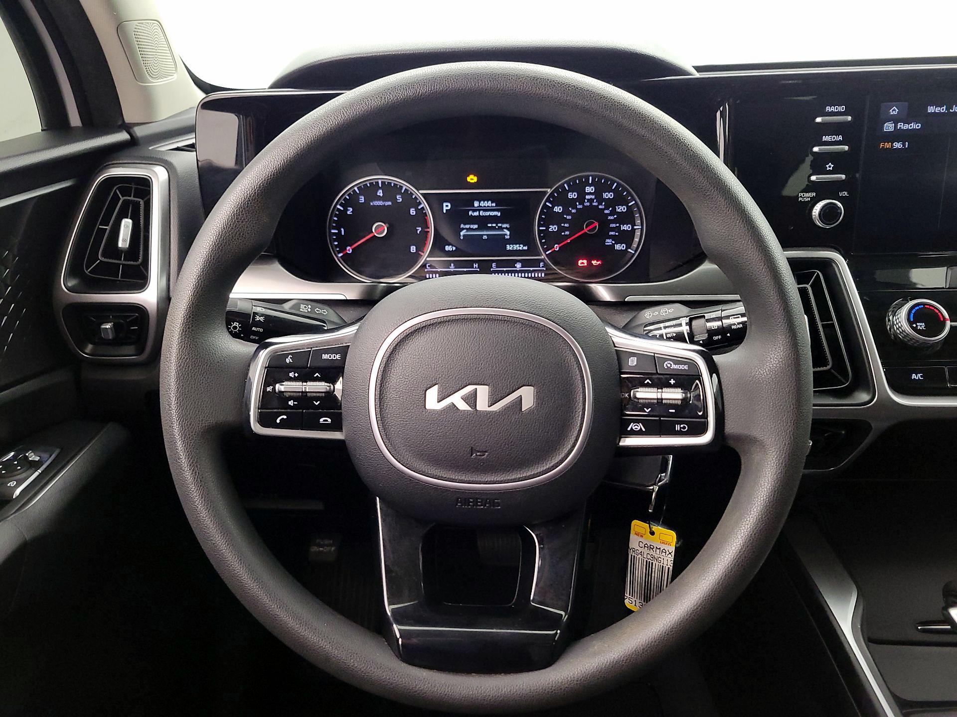 Thumbnail: 2022 Kia Sorento - 10