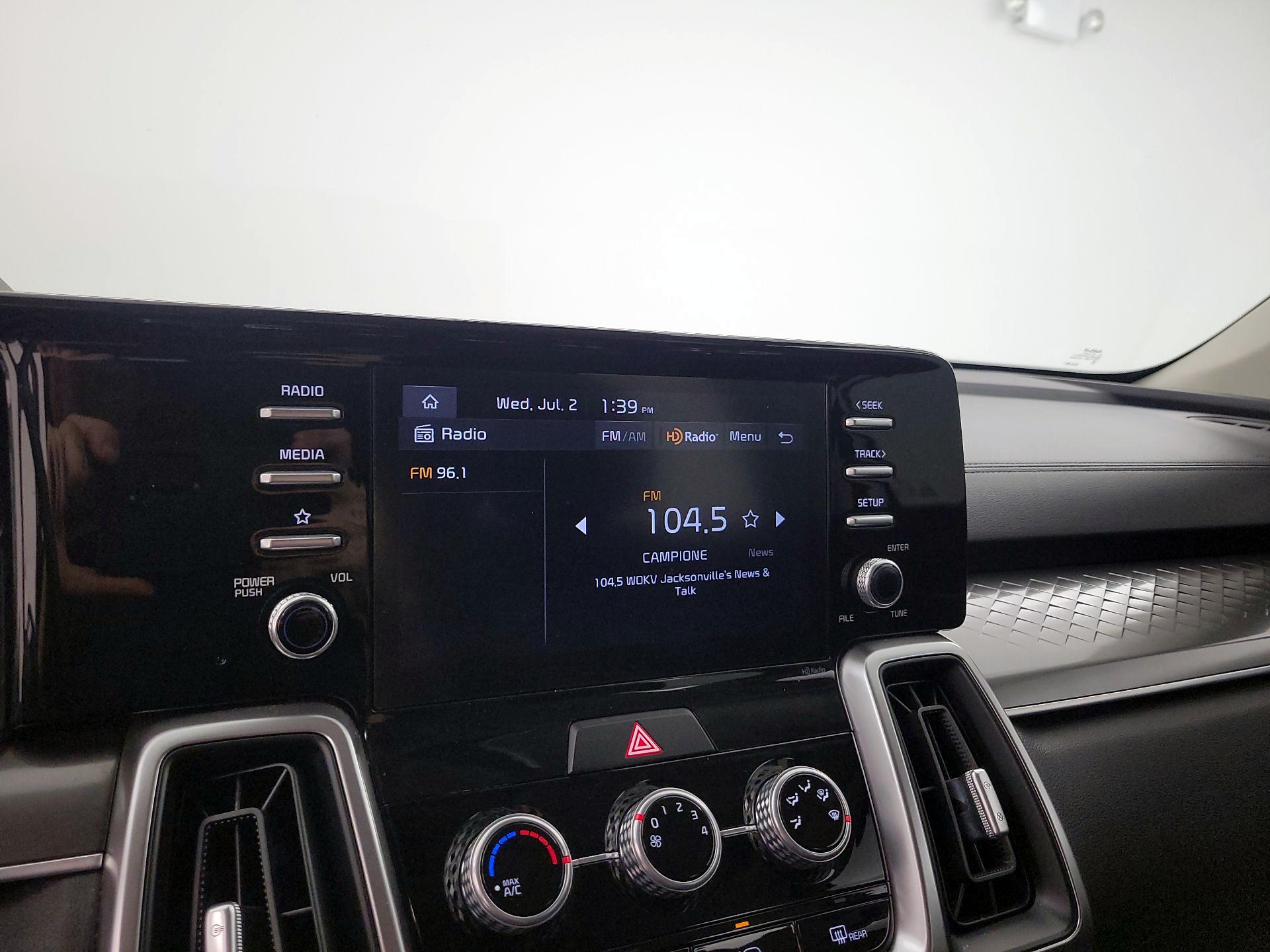 Thumbnail: 2022 Kia Sorento - 15
