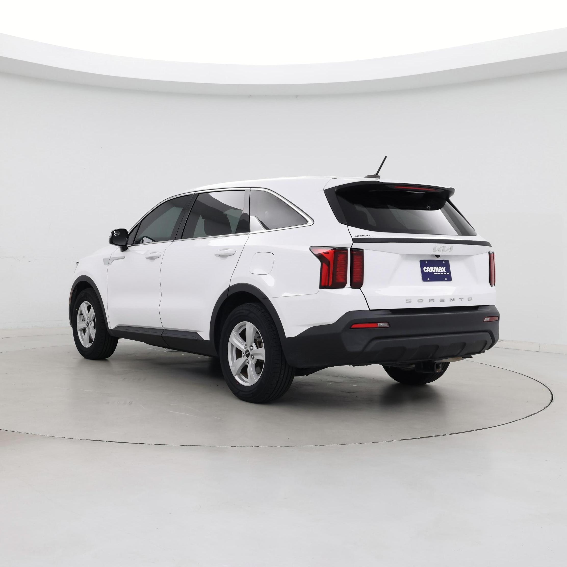 Thumbnail: 2022 Kia Sorento - 2