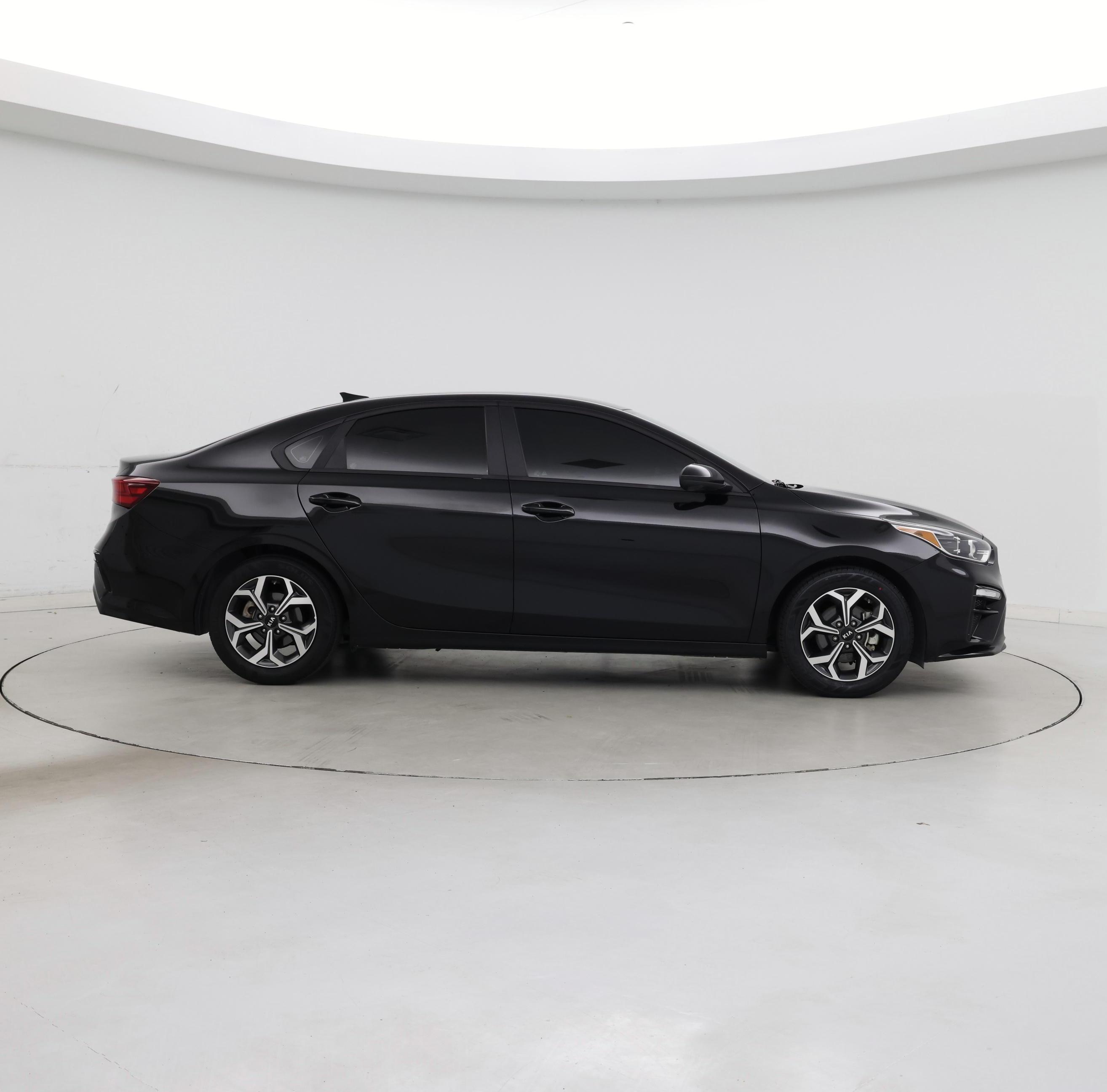 Thumbnail: 2021 Kia Forte - 7