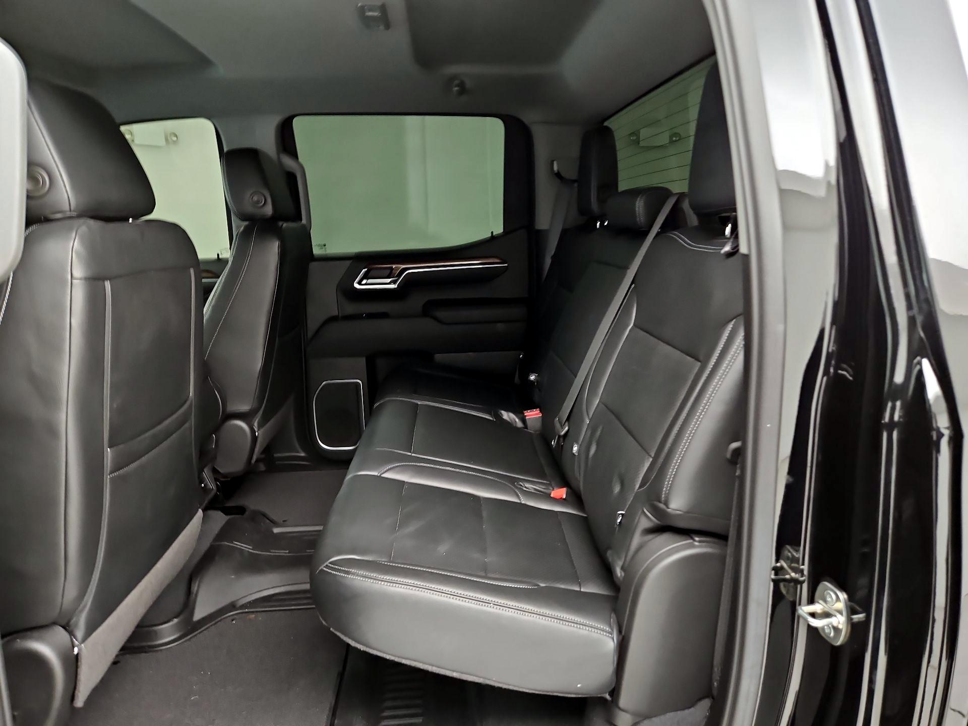 Thumbnail: 2023 Chevrolet Silverado 1500 - 19