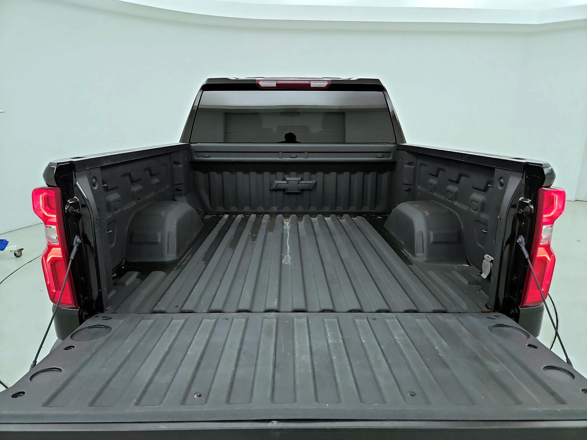 Thumbnail: 2023 Chevrolet Silverado 1500 - 20