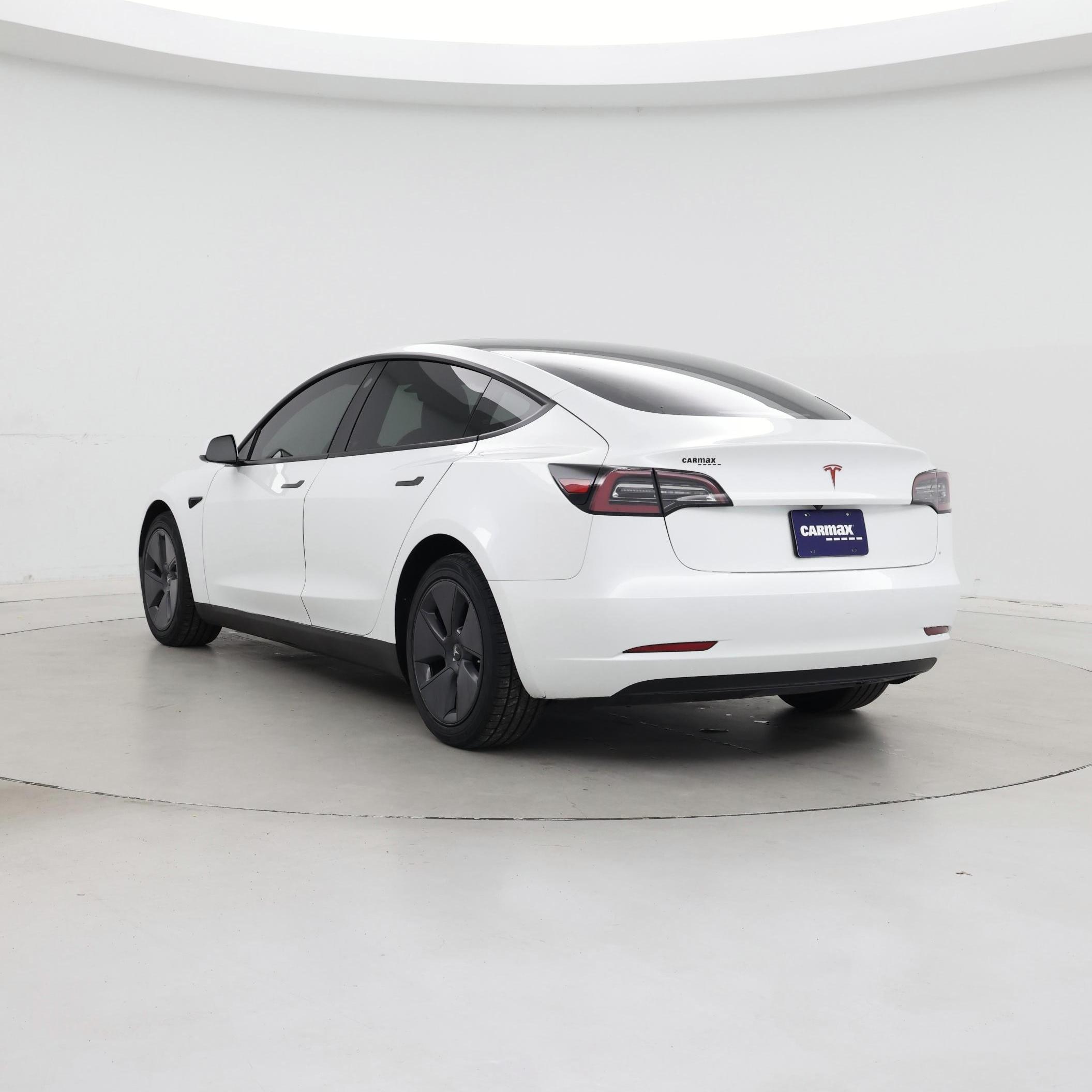 Thumbnail: 2023 Tesla Model 3 - 2