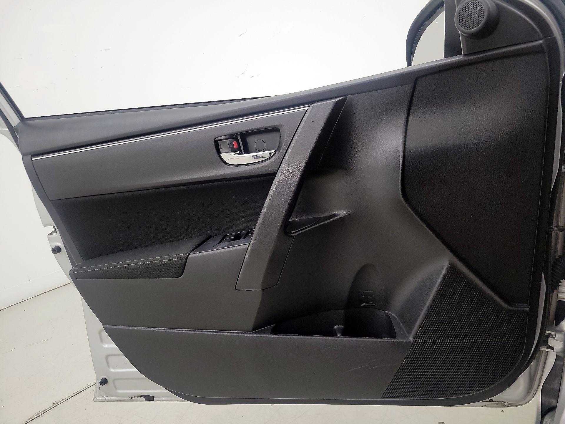 Thumbnail: 2019 Toyota Corolla - 12