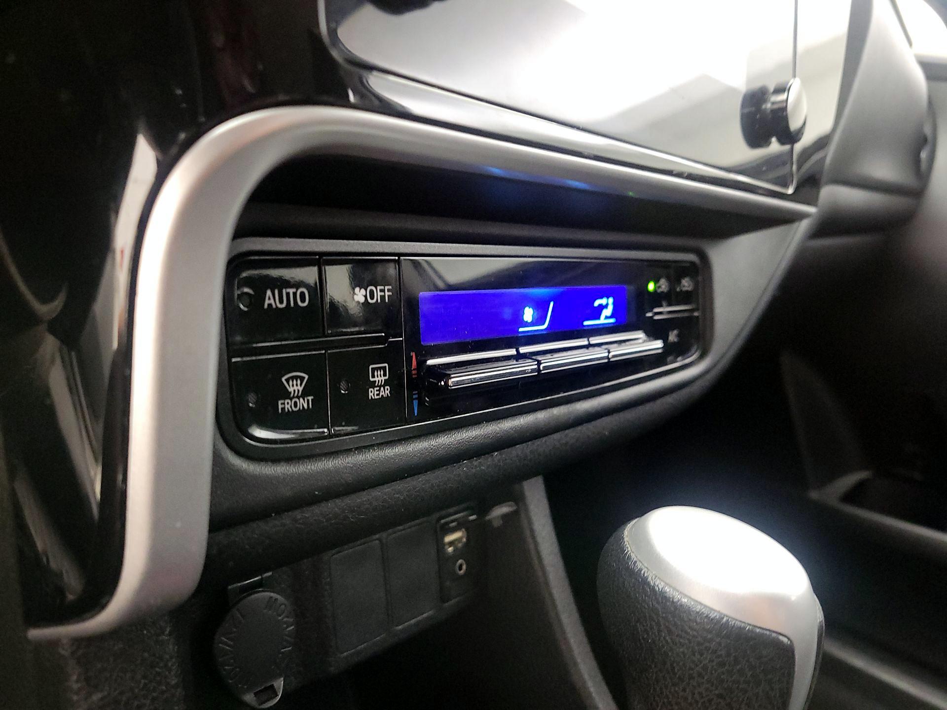 Thumbnail: 2019 Toyota Corolla - 16