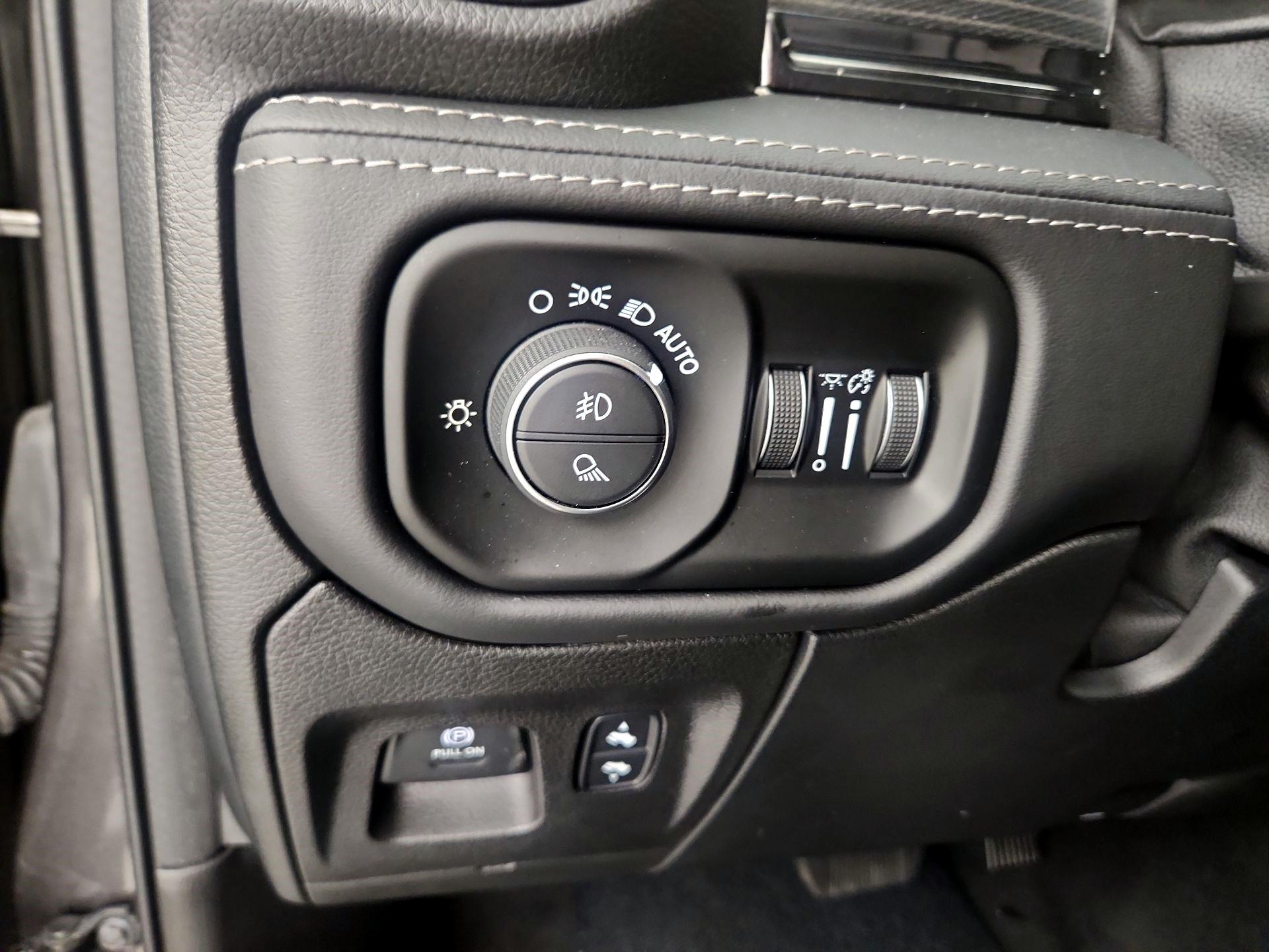 Thumbnail: 2022 RAM 1500 - 13