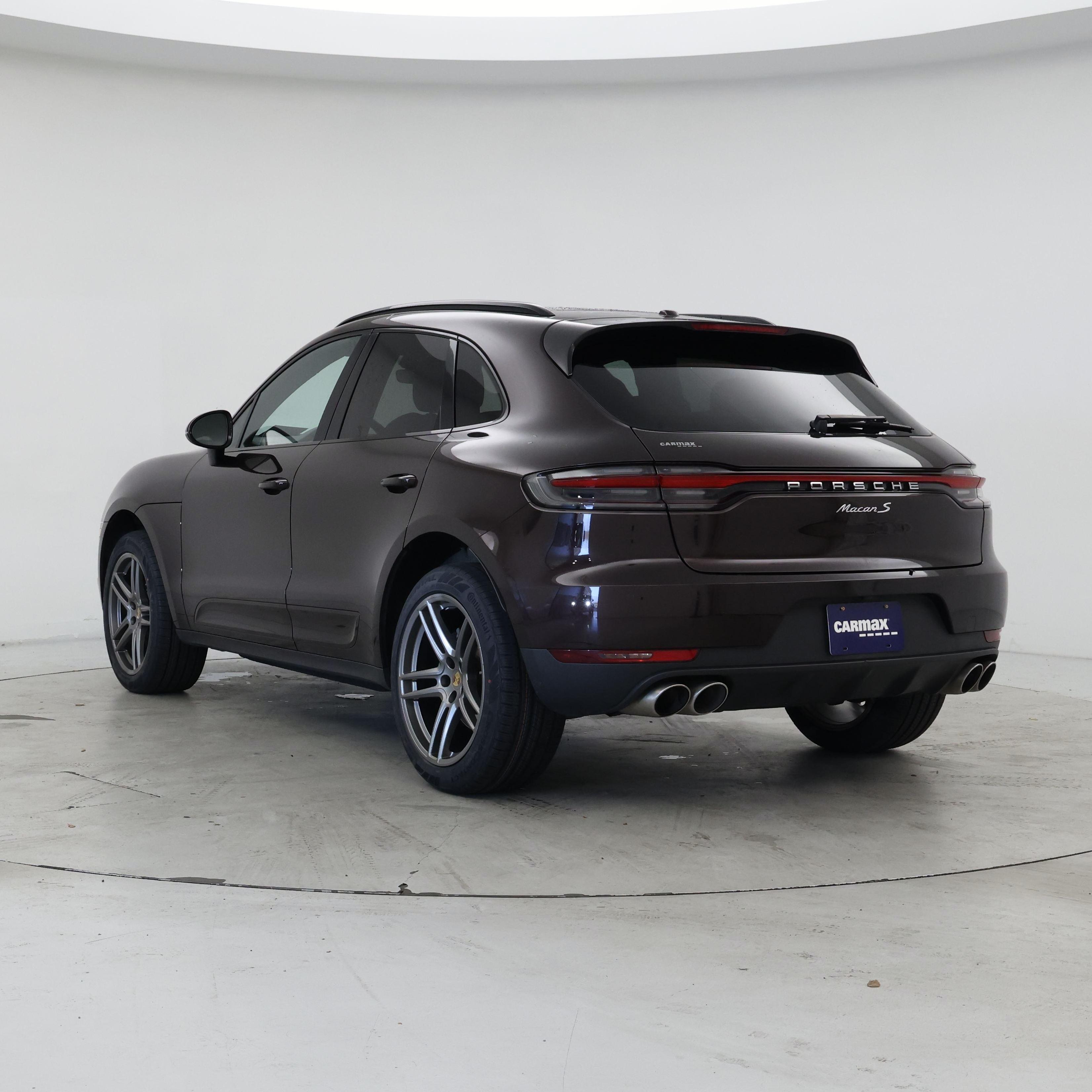Thumbnail: 2020 Porsche Macan - 2