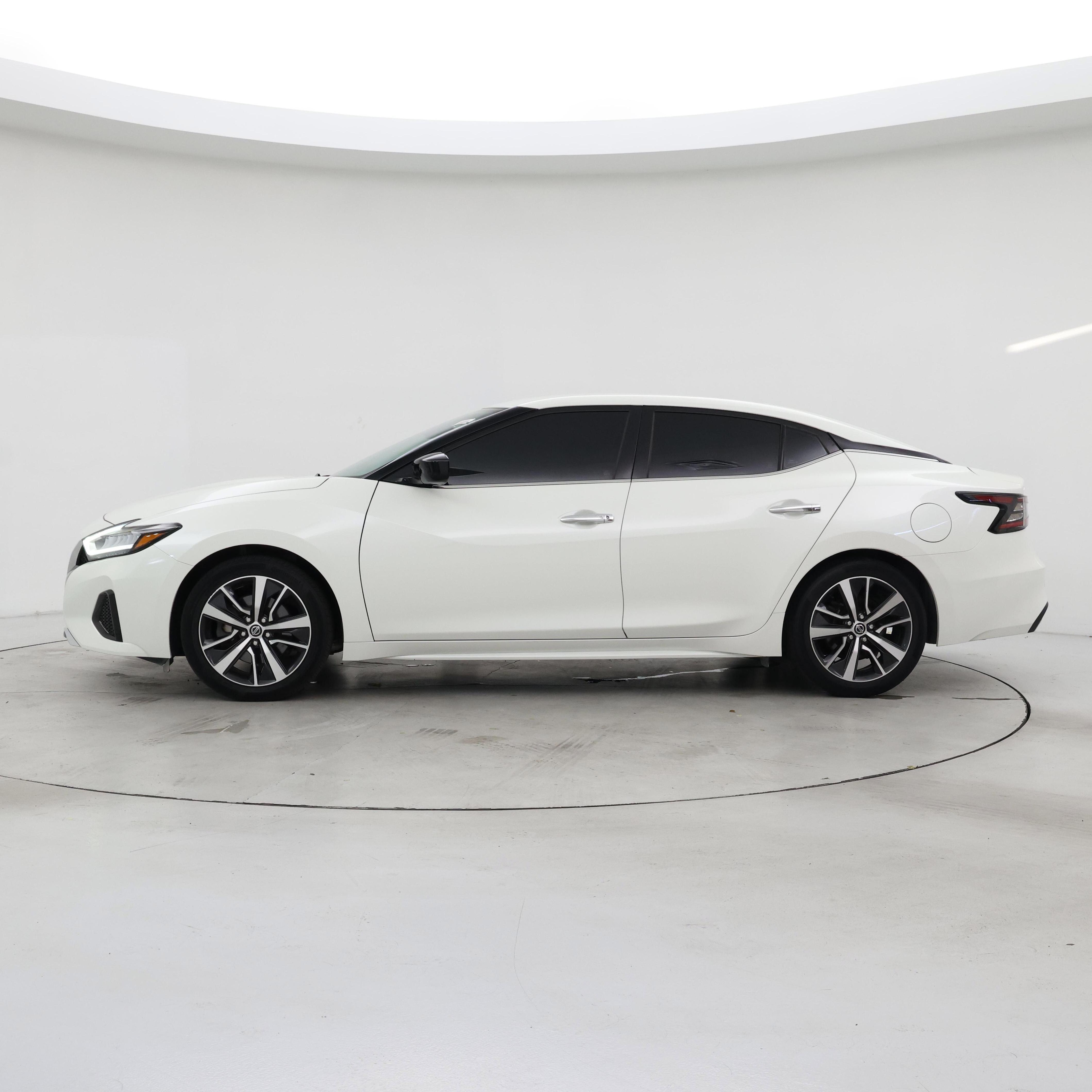 Thumbnail: 2020 Nissan Maxima - 3