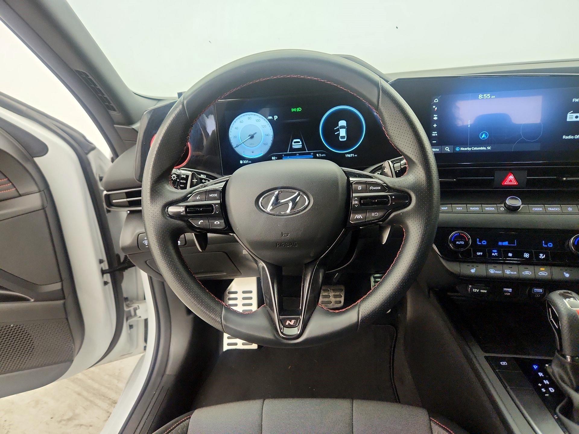 Thumbnail: 2023 Hyundai Elantra - 10