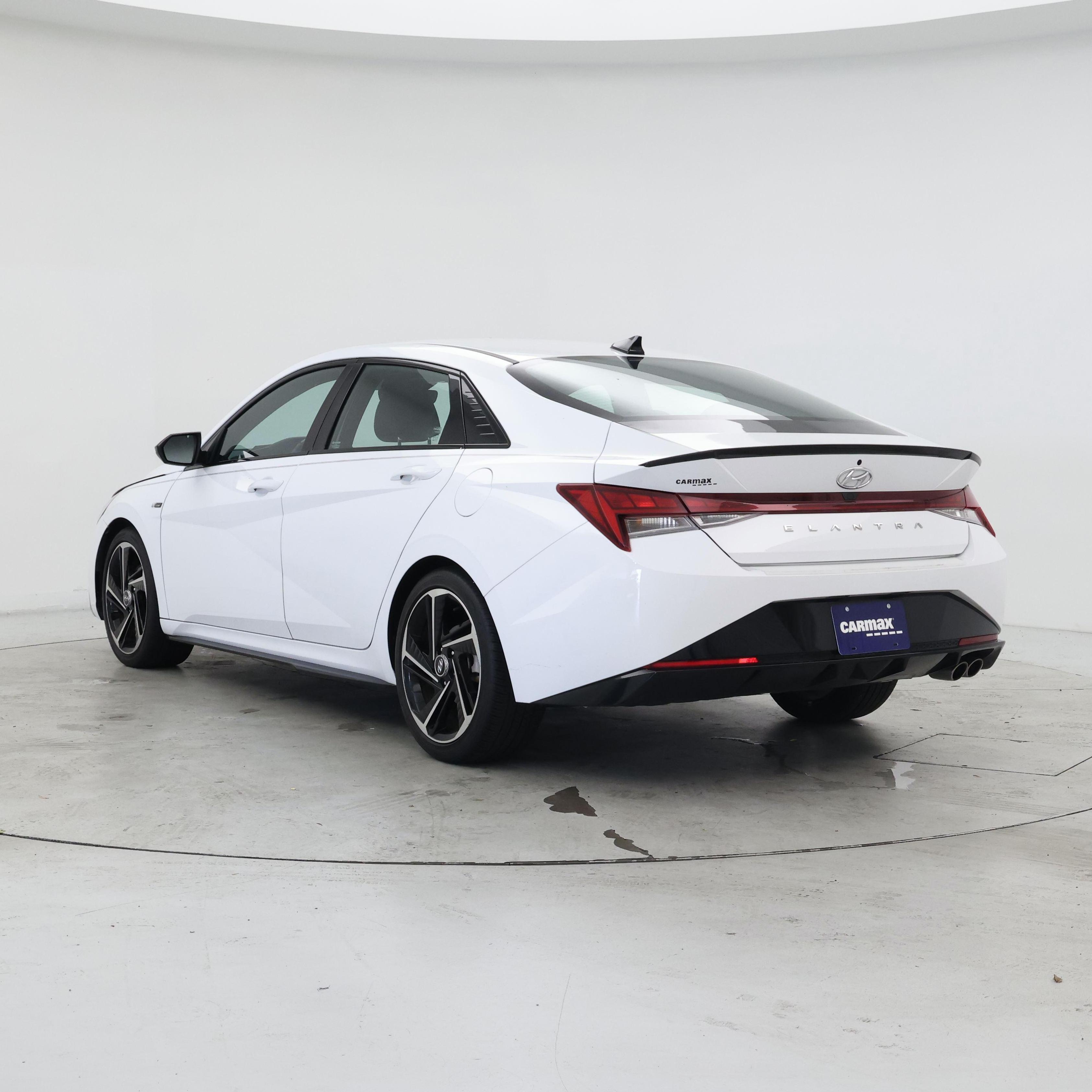Thumbnail: 2023 Hyundai Elantra - 2