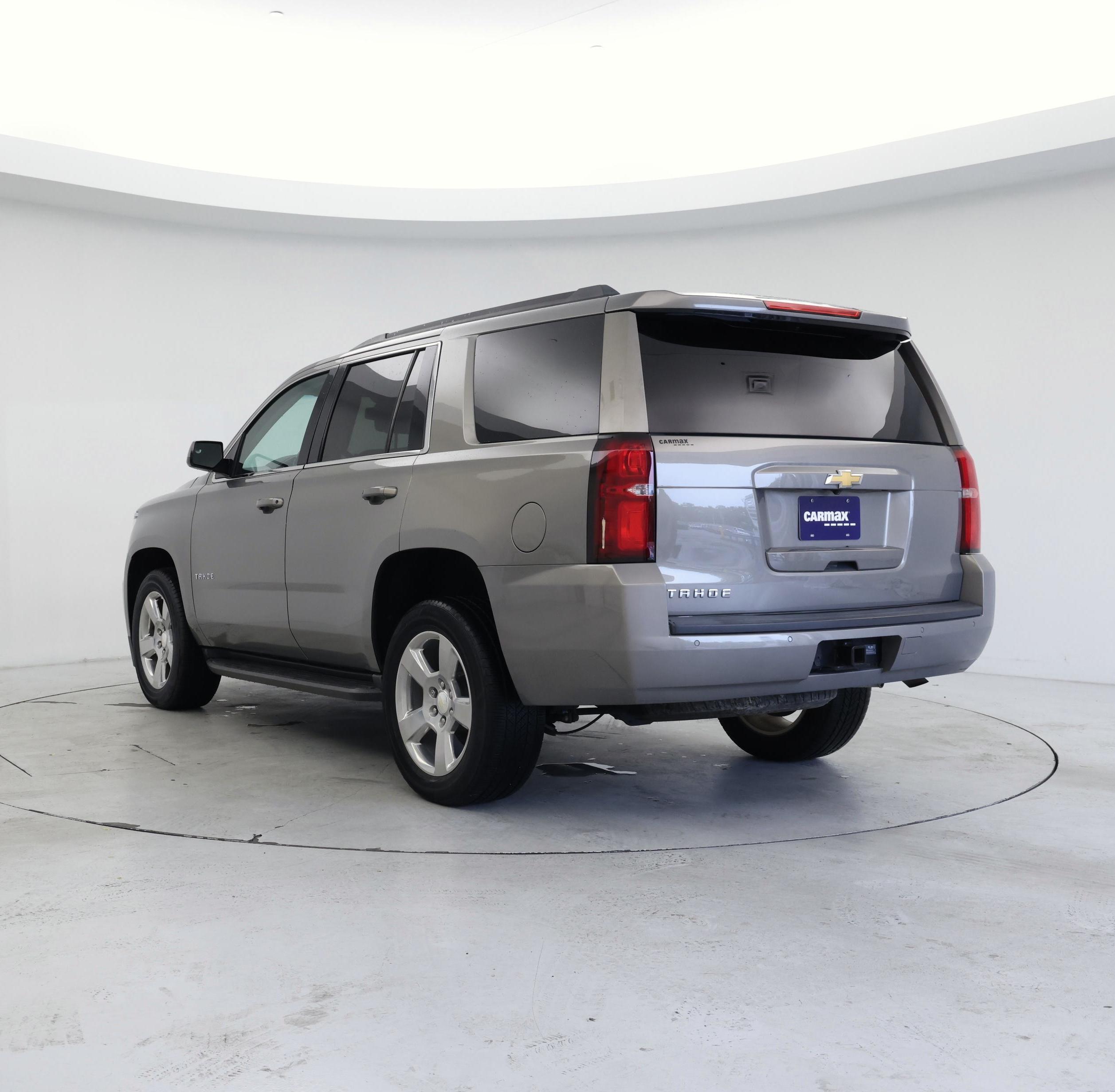 Thumbnail: 2019 Chevrolet Tahoe - 2
