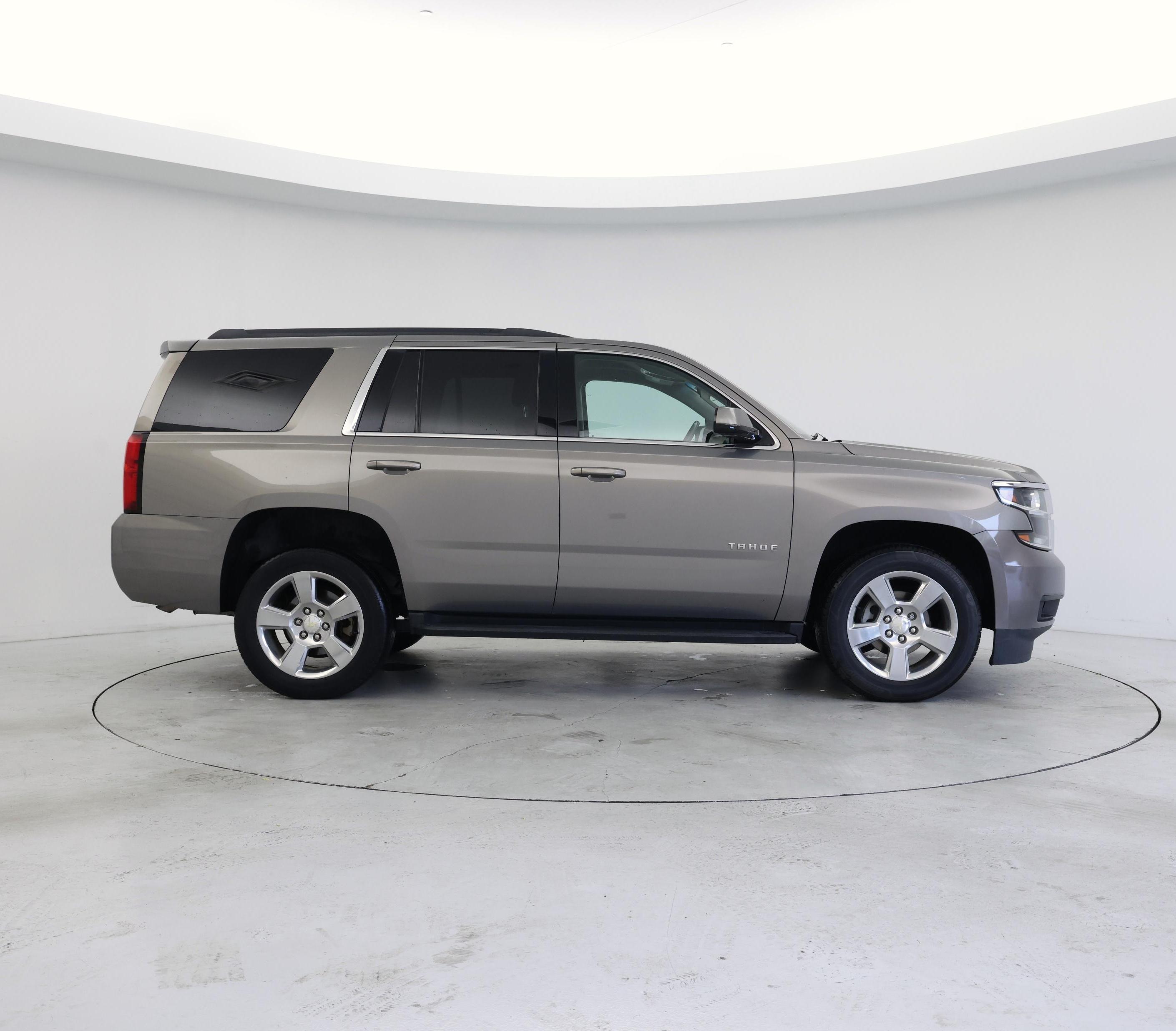 Thumbnail: 2019 Chevrolet Tahoe - 7