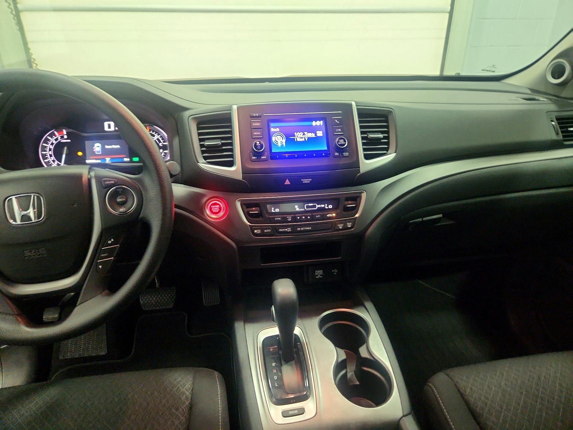 Thumbnail: 2019 Honda Ridgeline - 9