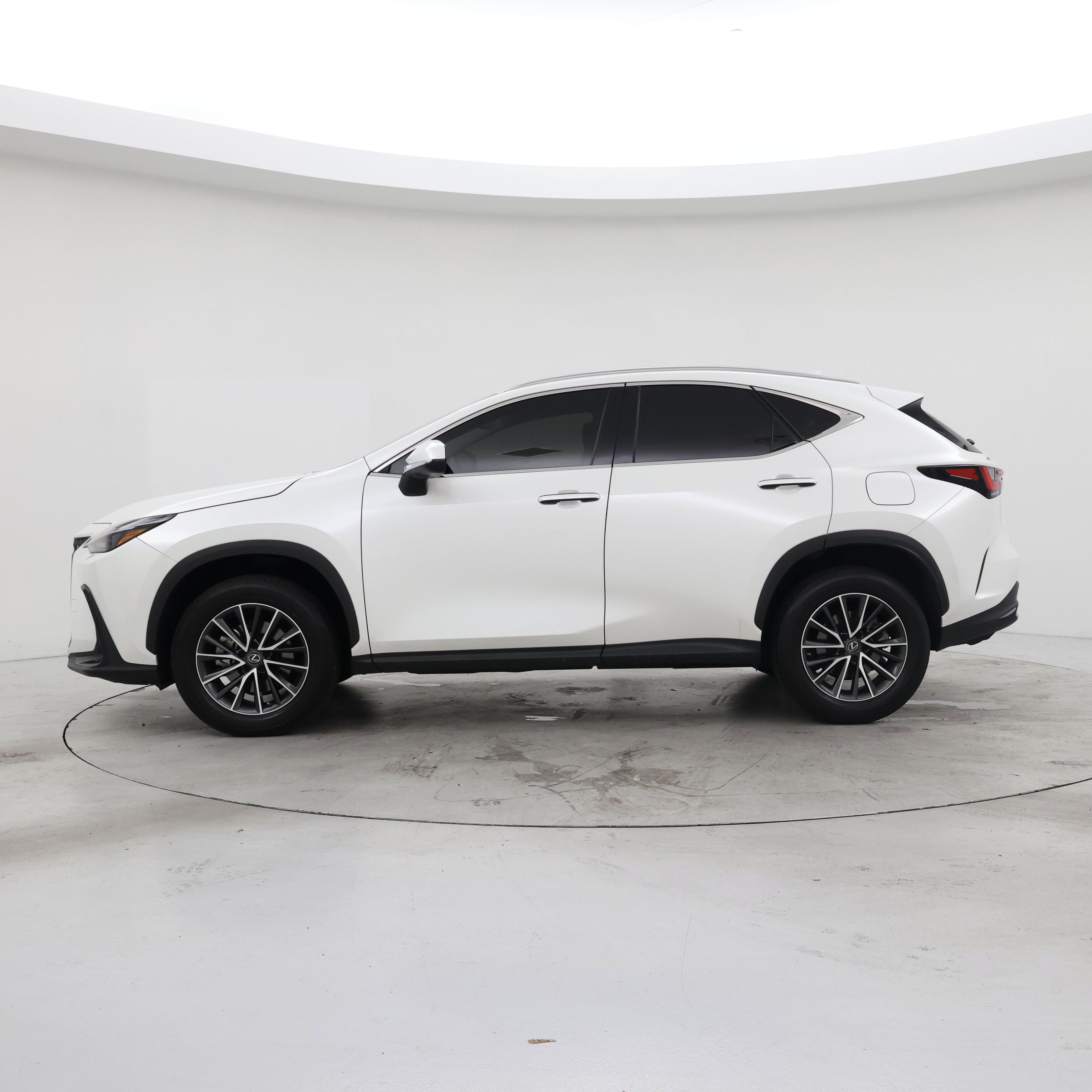 Thumbnail: 2022 Lexus NX - 3