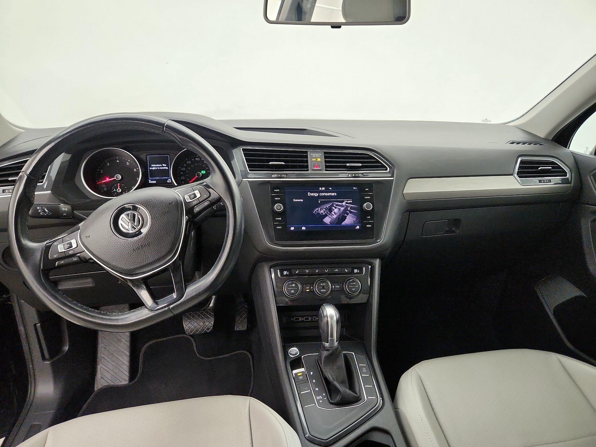 Thumbnail: 2019 Volkswagen Tiguan - 9