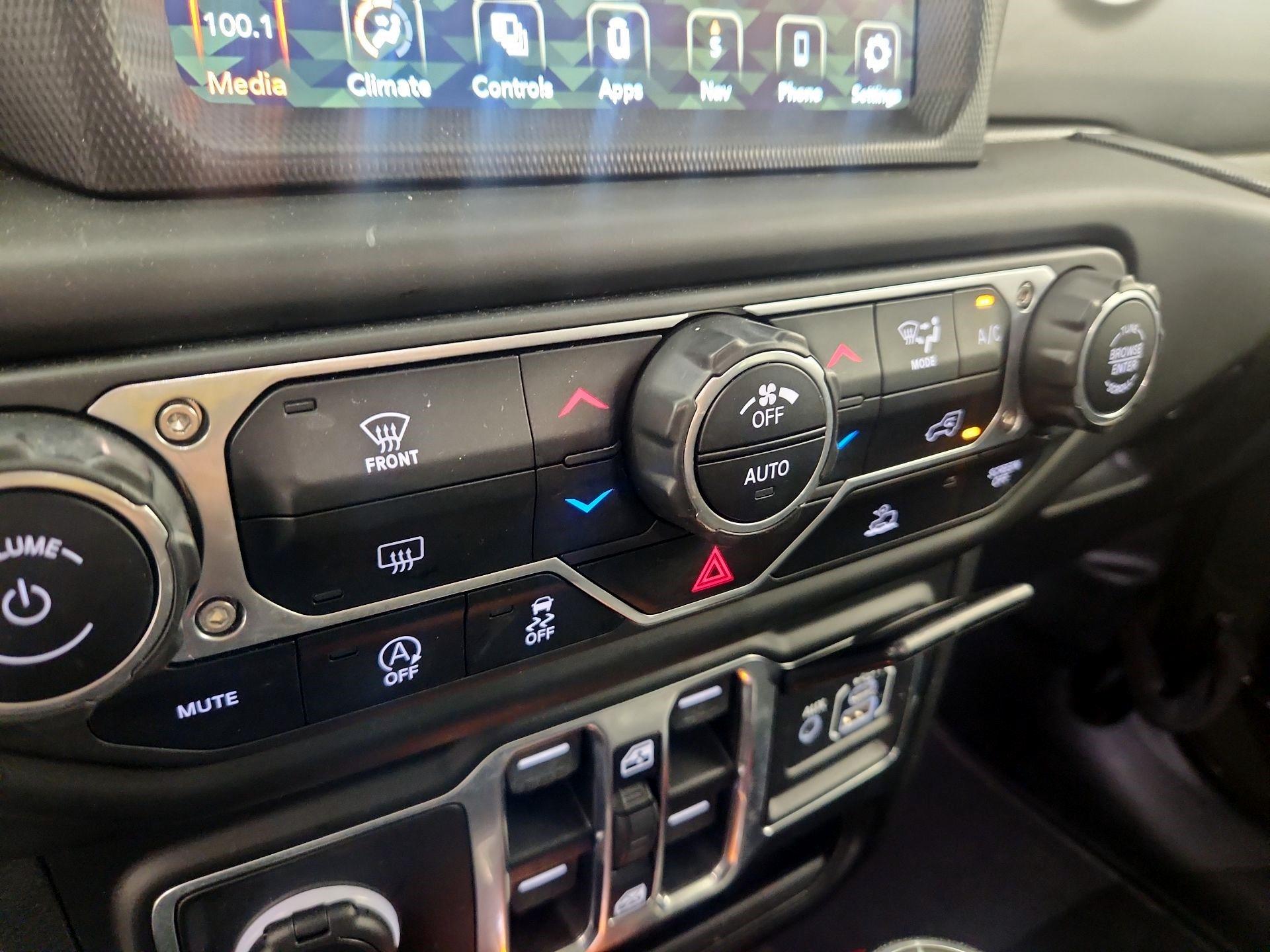 Thumbnail: 2021 Jeep Wrangler - 17