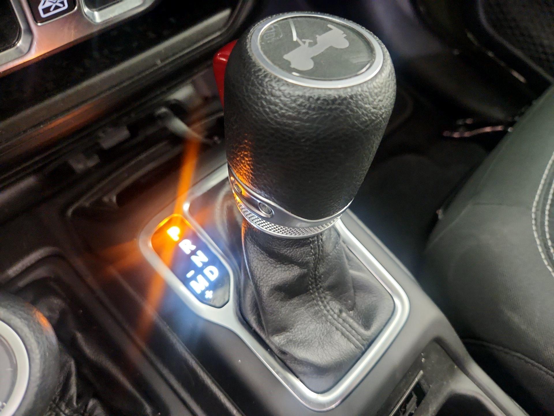 Thumbnail: 2021 Jeep Wrangler - 18