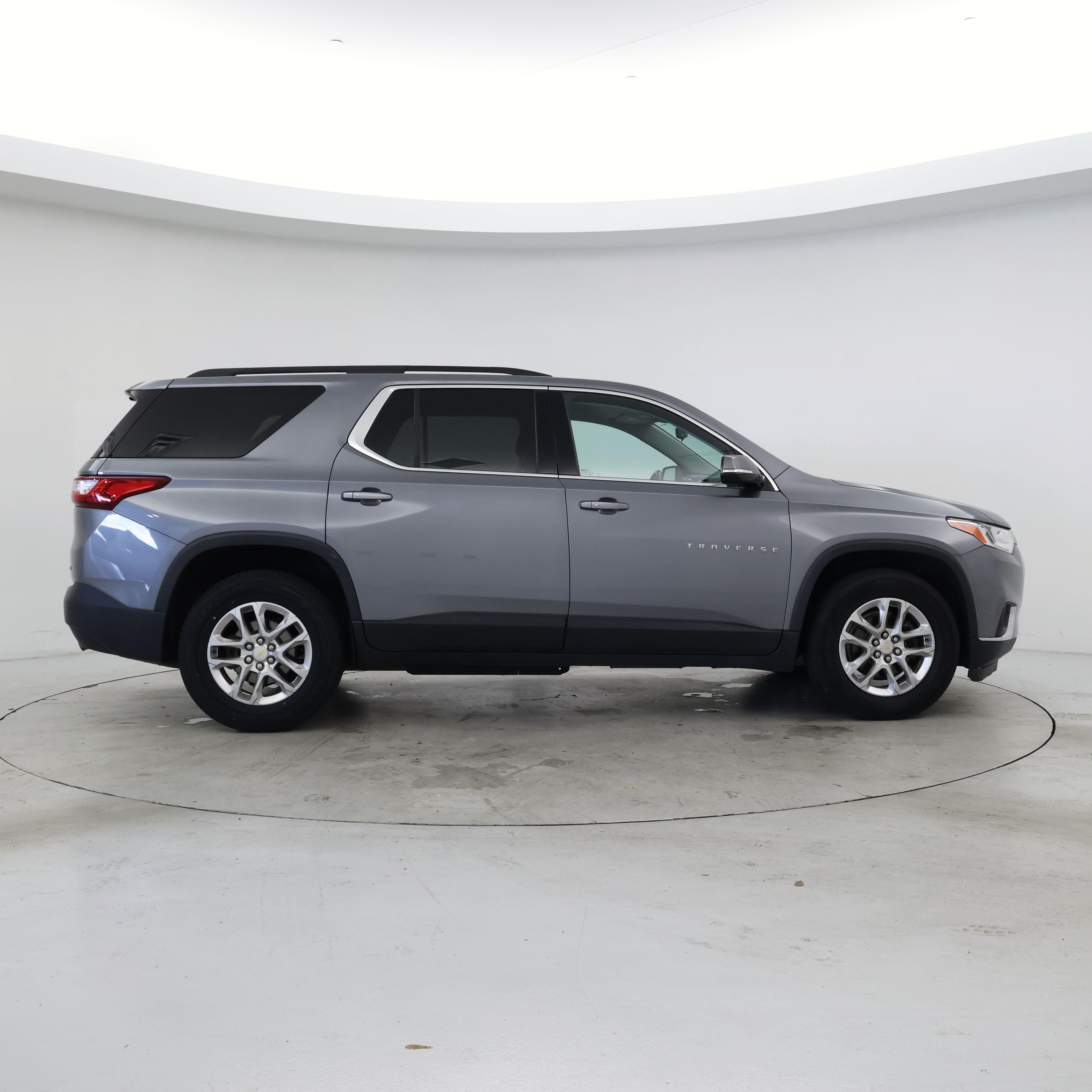 Thumbnail: 2020 Chevrolet Traverse - 7