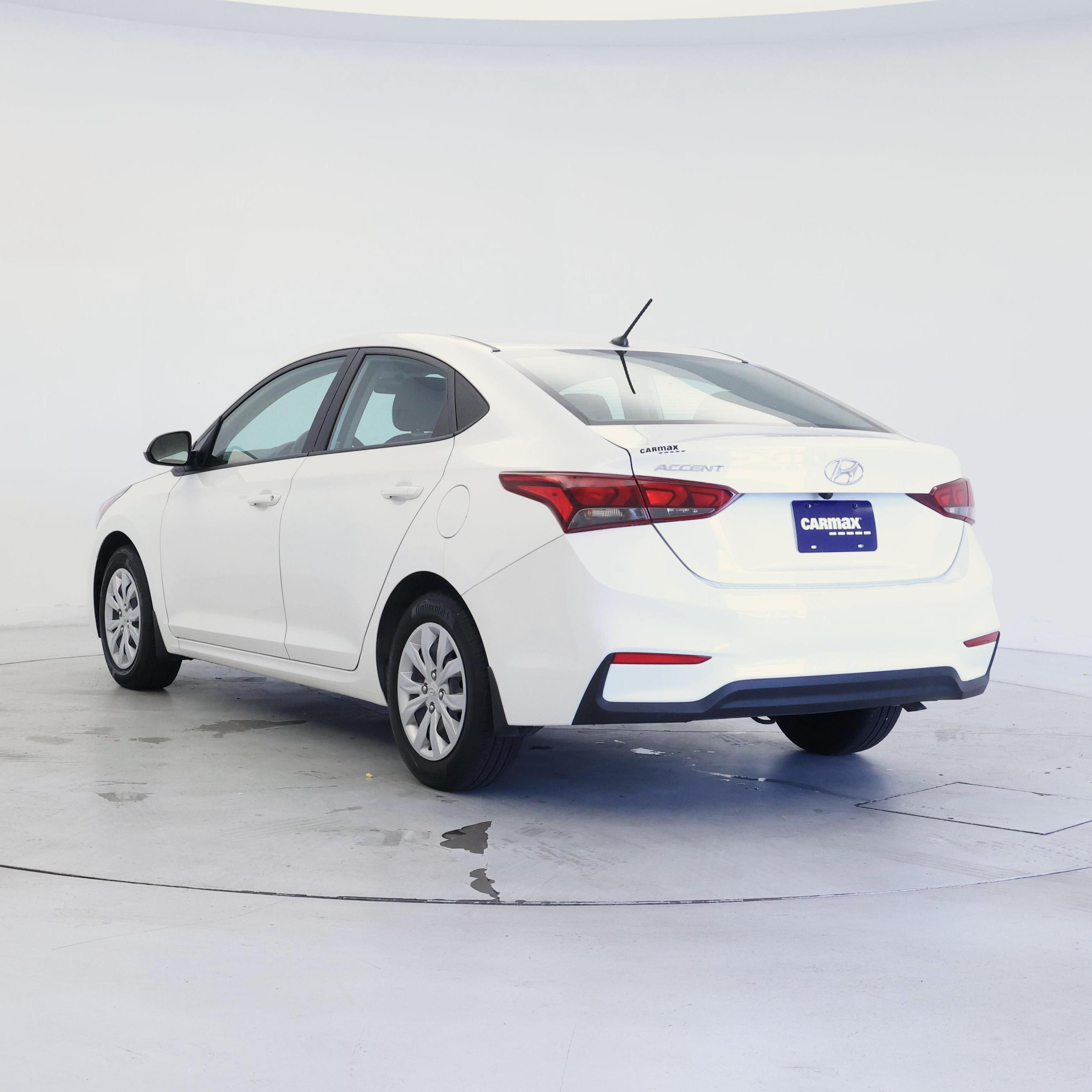 Thumbnail: 2022 Hyundai Accent - 2
