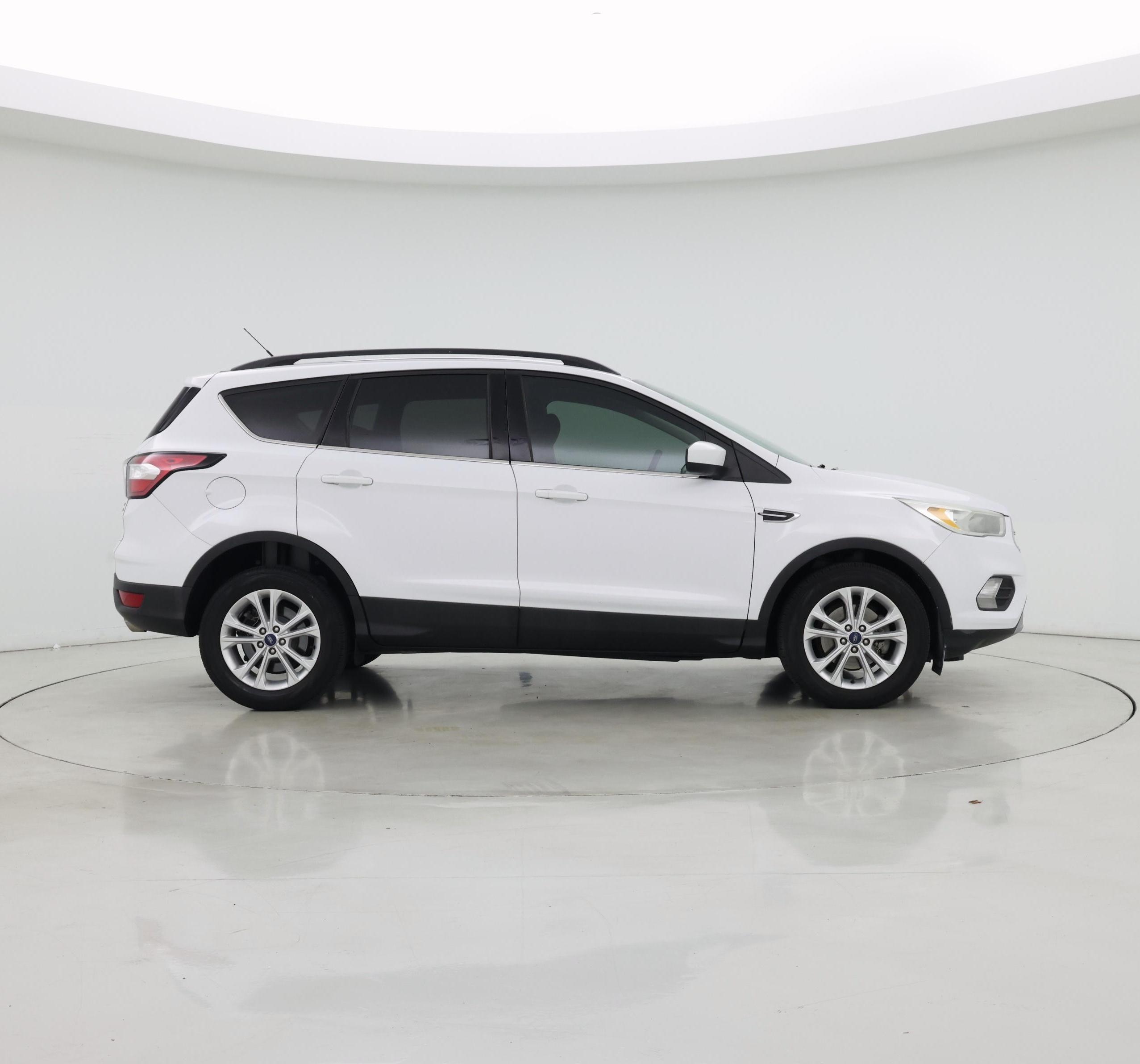 Thumbnail: 2017 Ford Escape - 7