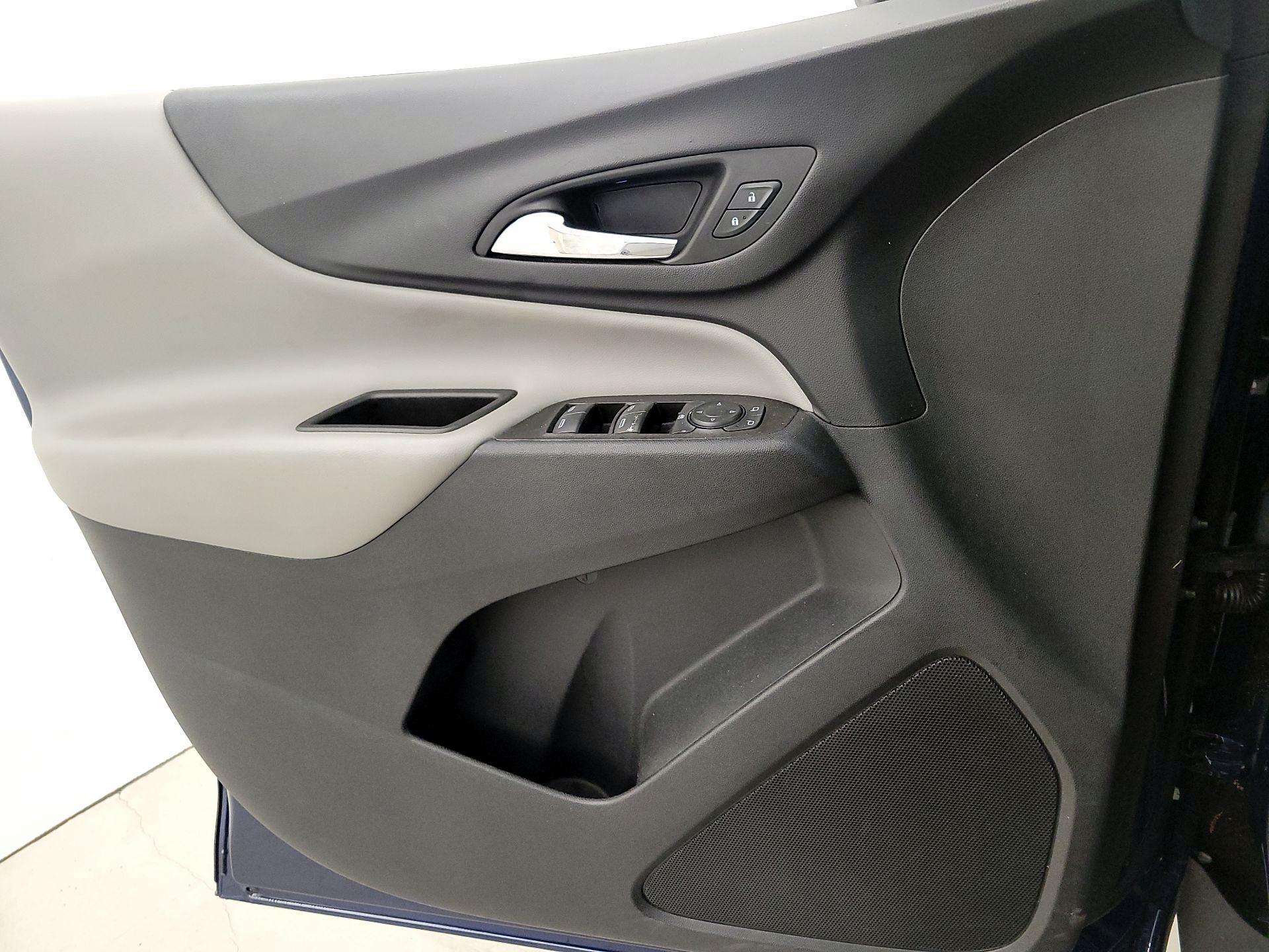 Thumbnail: 2022 Chevrolet Equinox - 12